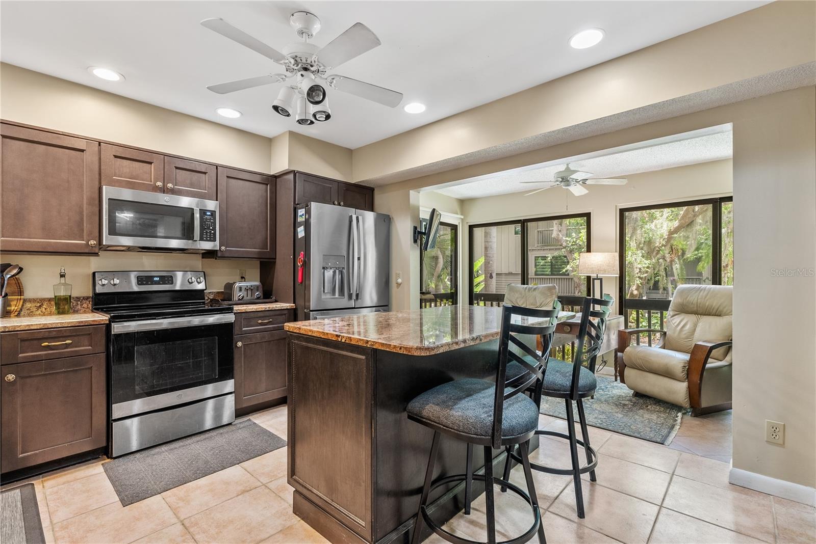 1475 LANDINGS CIR #43