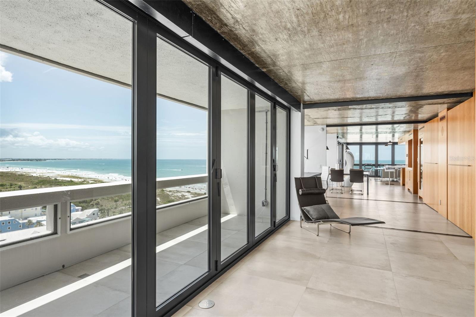 5400 OCEAN BLVD ##15 1-4