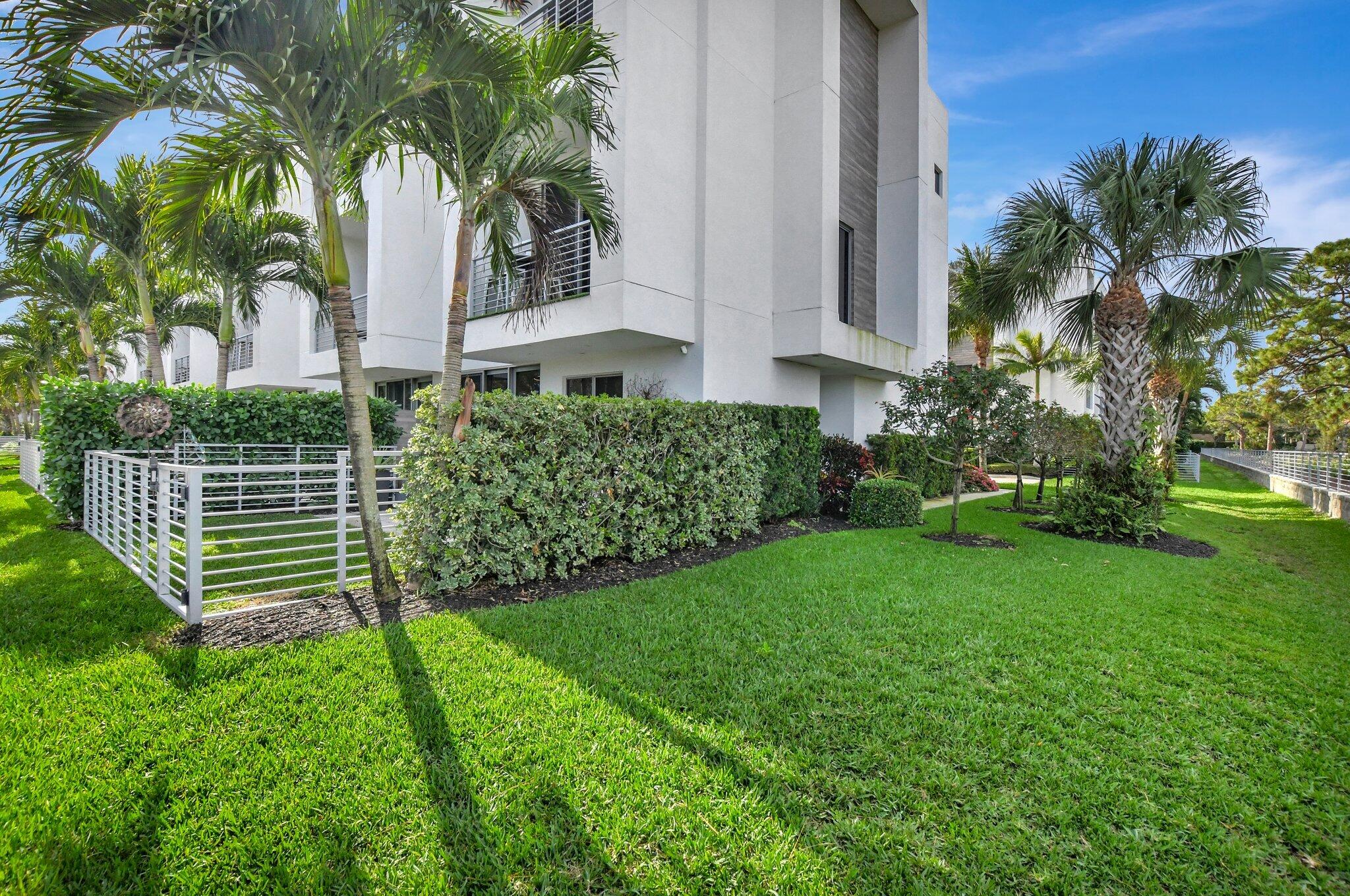 4240 NW 17th Avenue