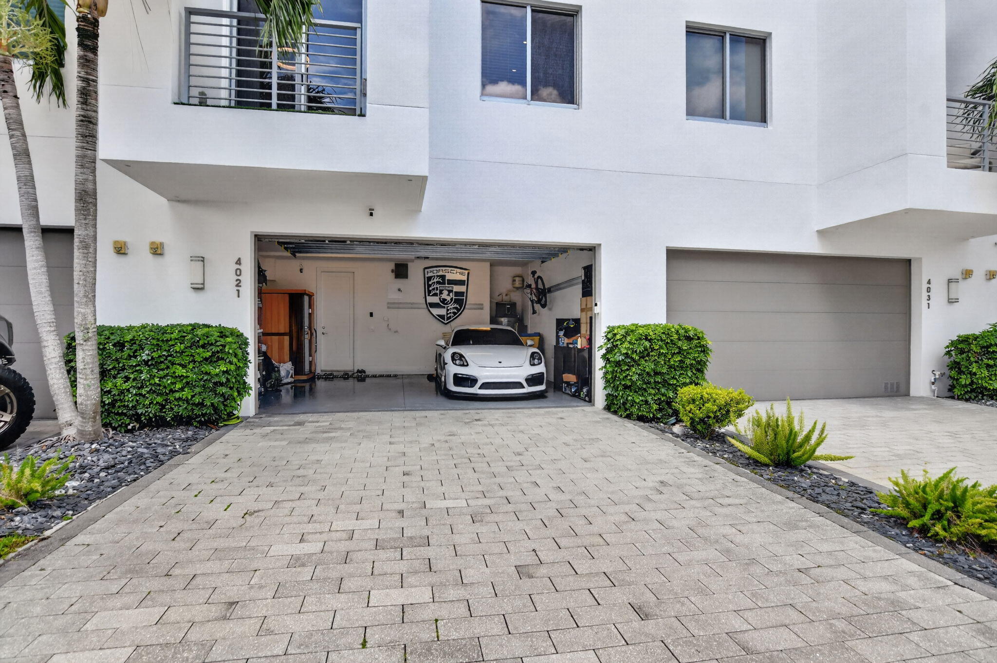 4021 NW 18th Way