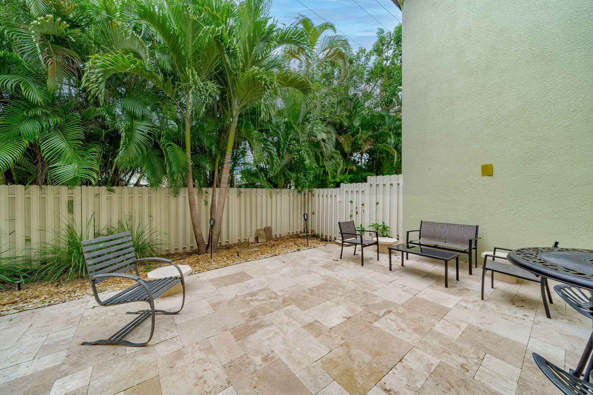 129 Via Poinciana Lane