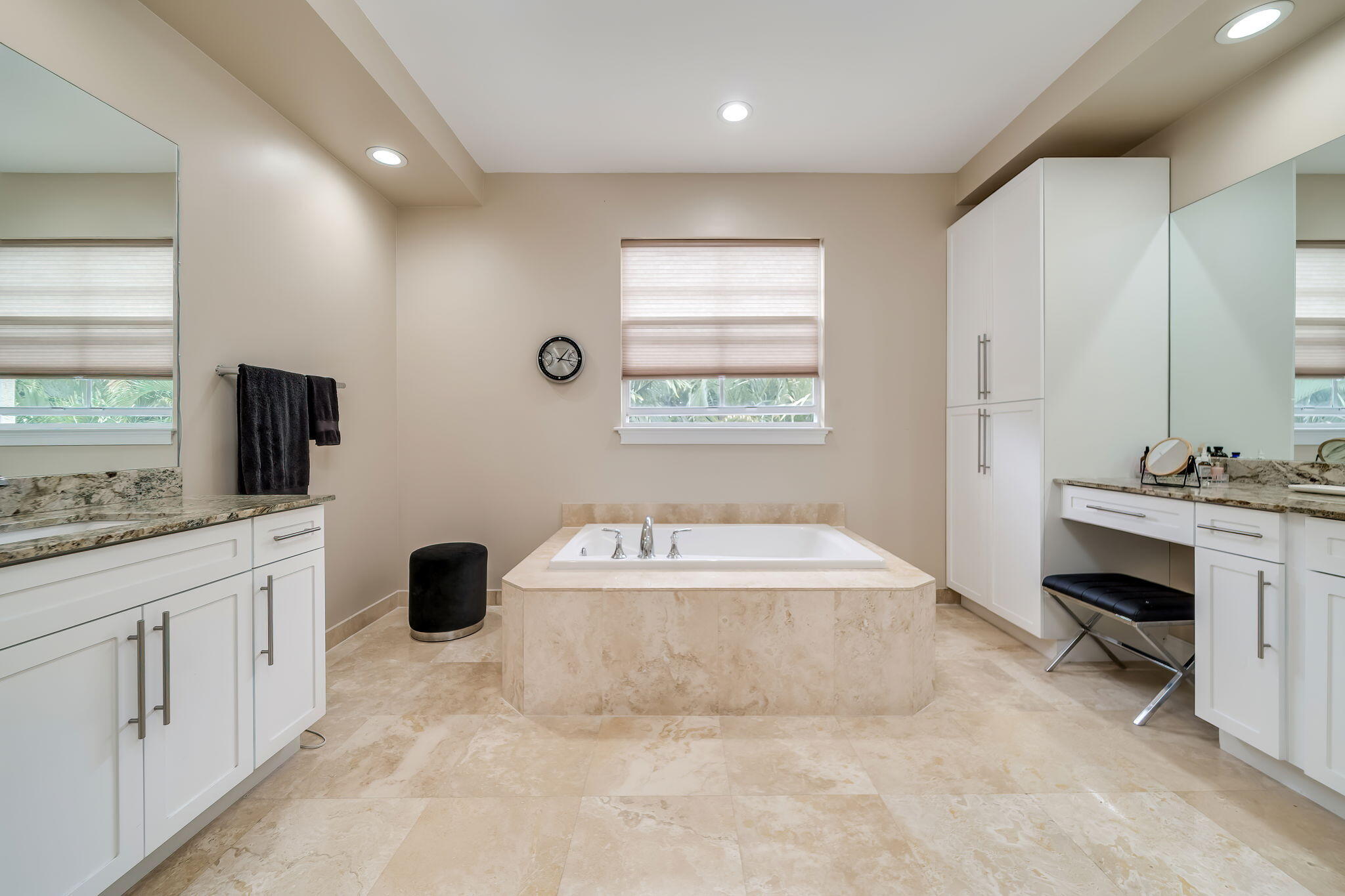 129 Via Poinciana Lane