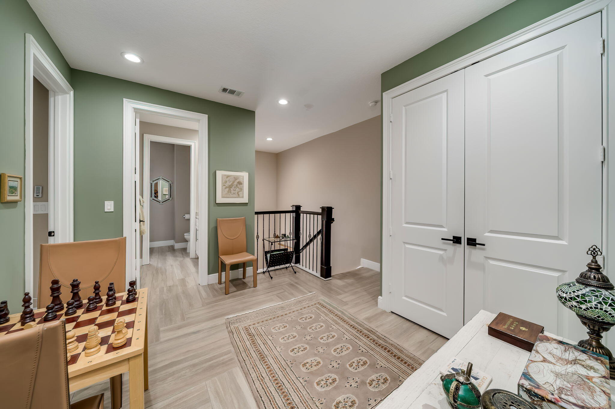 129 Via Poinciana Lane