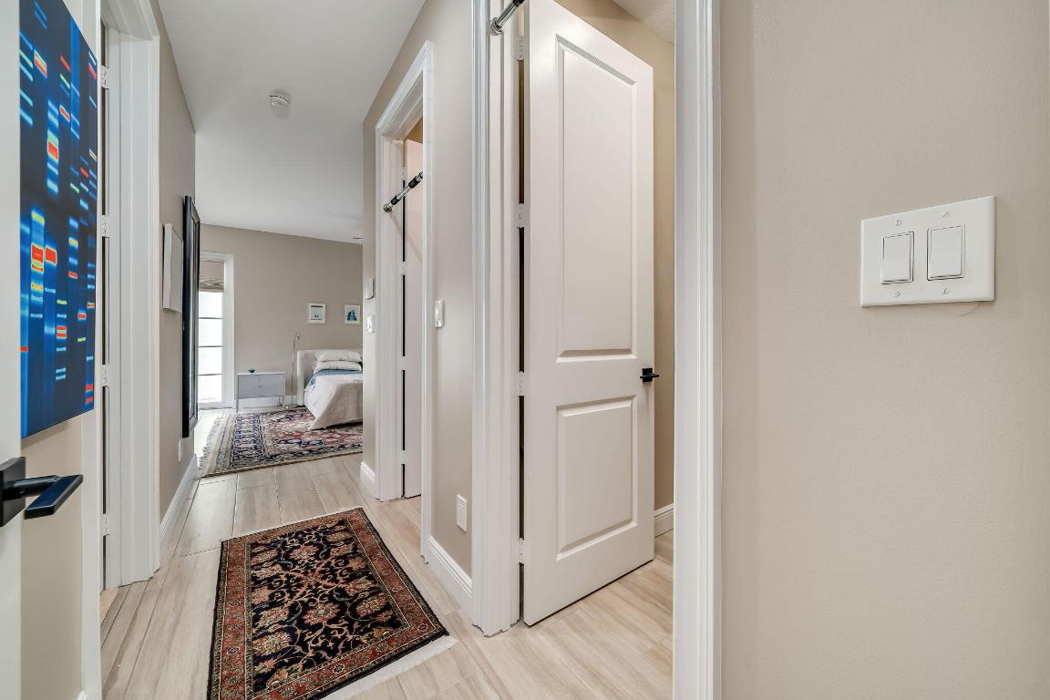 129 Via Poinciana Lane