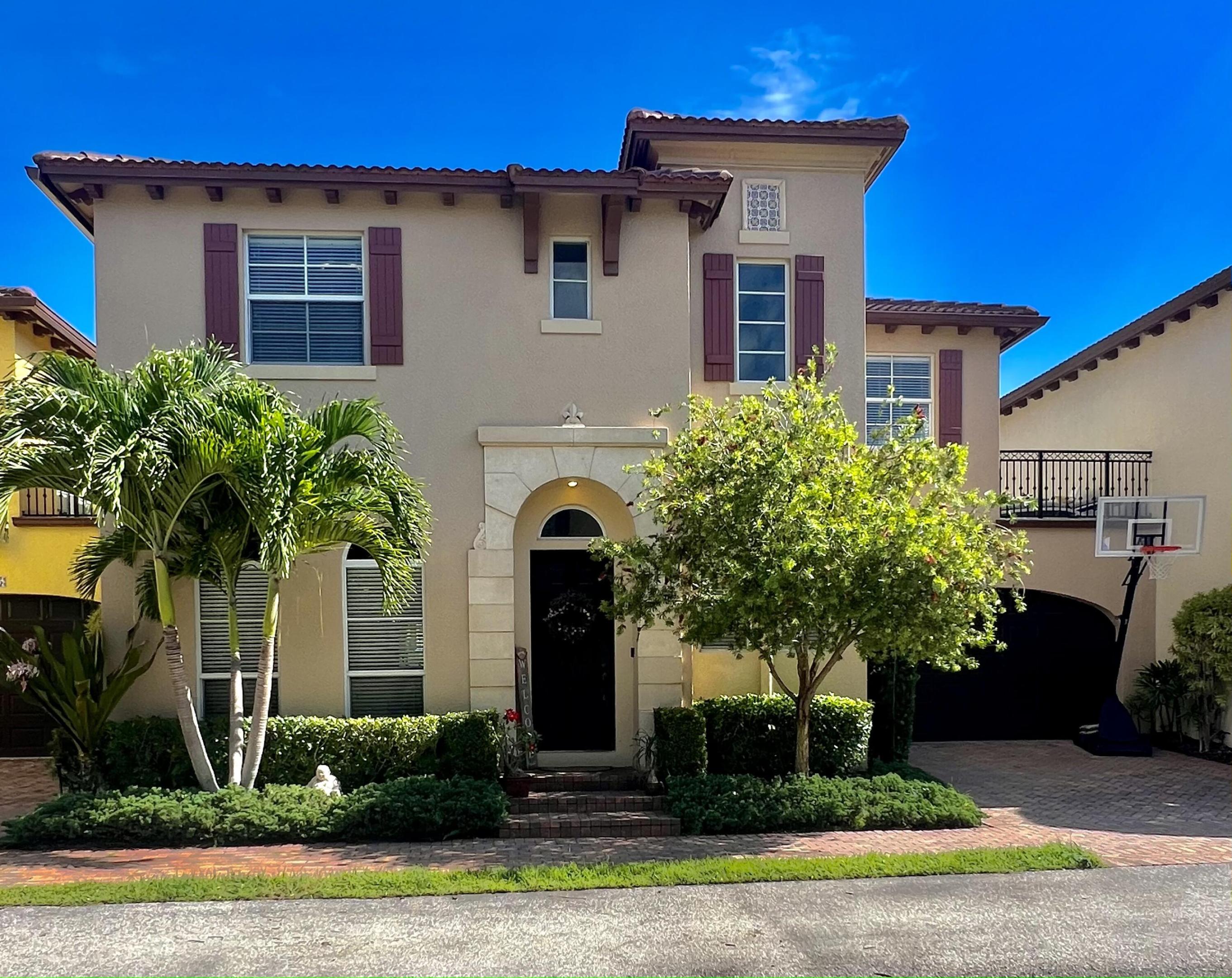 131 Via Palma Lane
