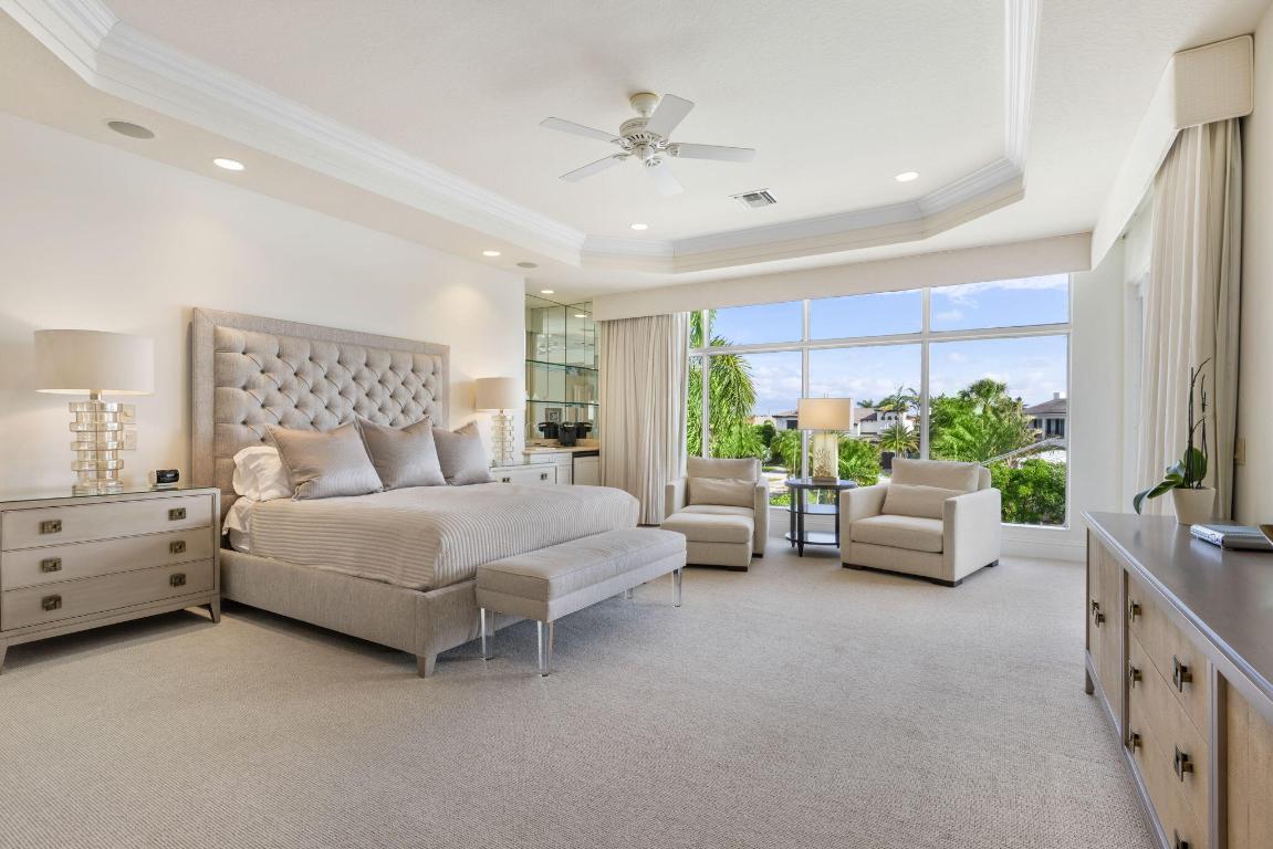 883 Glouchester Street