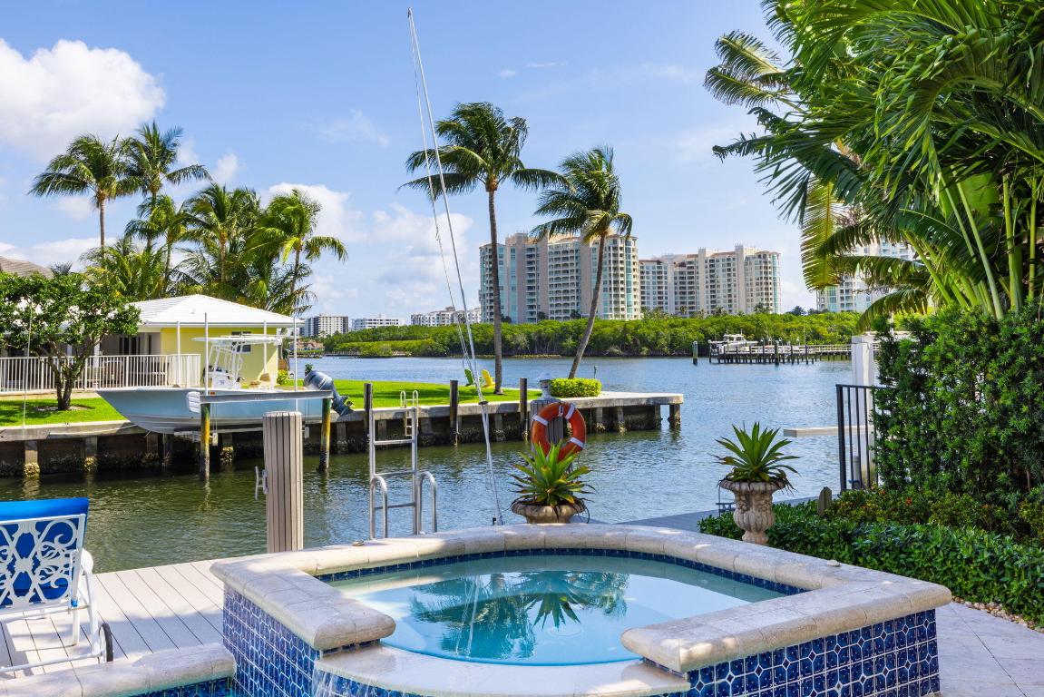 883 Glouchester Street