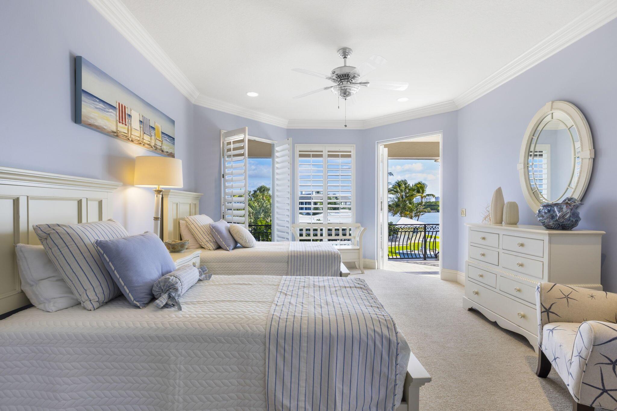 883 Glouchester Street