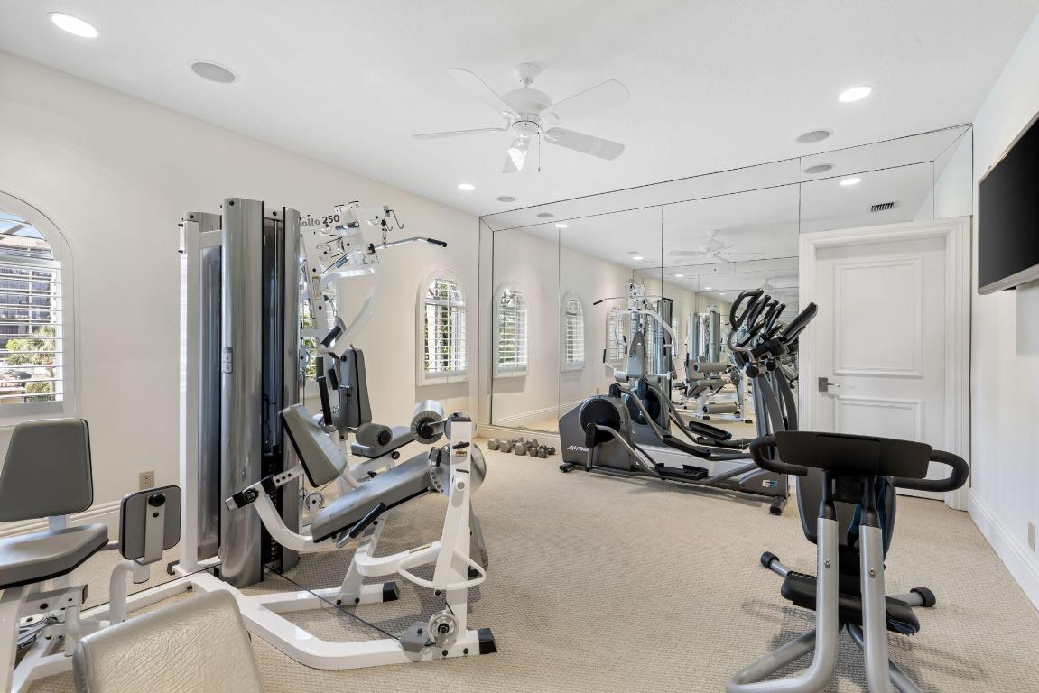 883 Glouchester Street