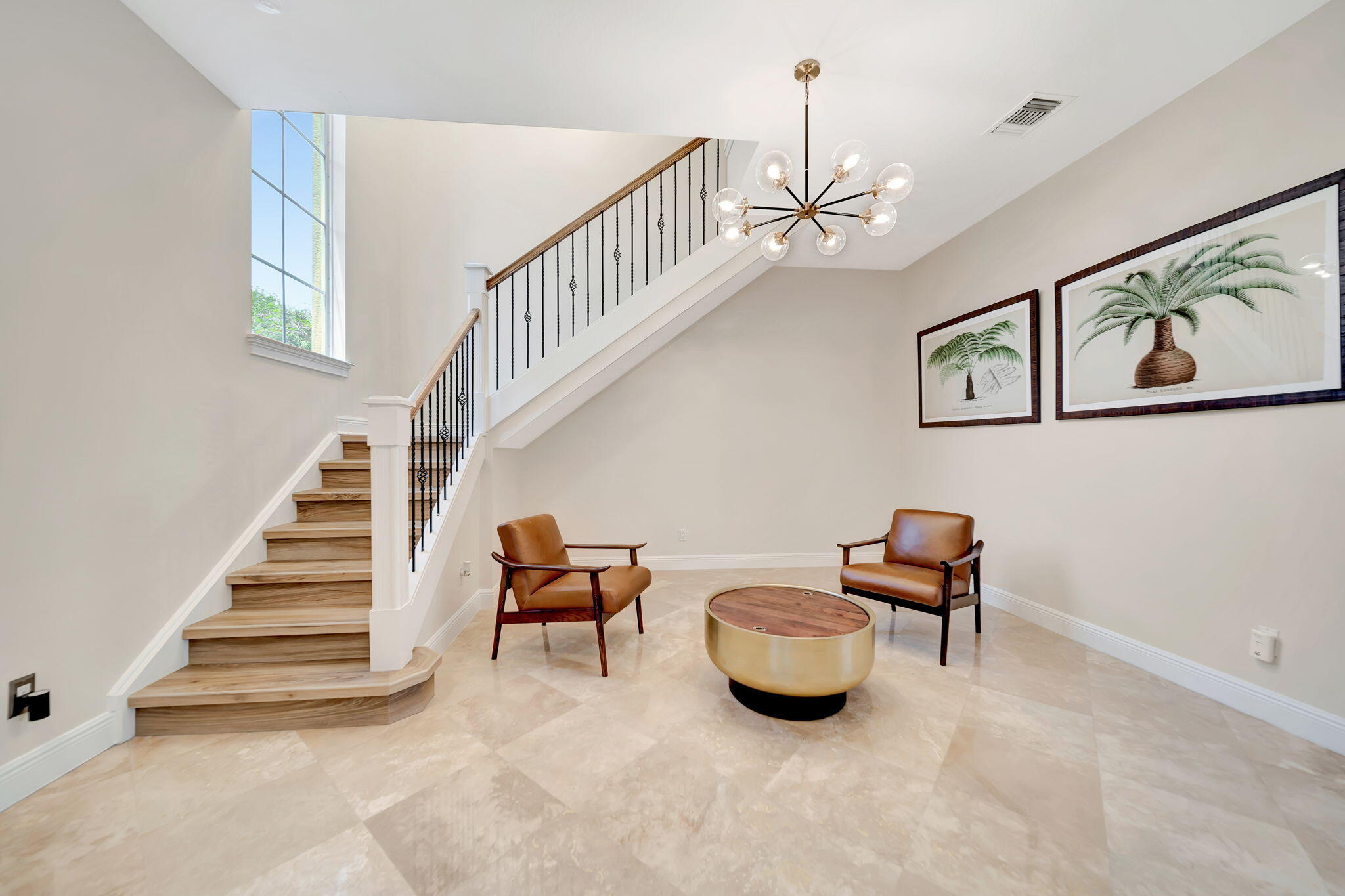 103 Via Poinciana Street
