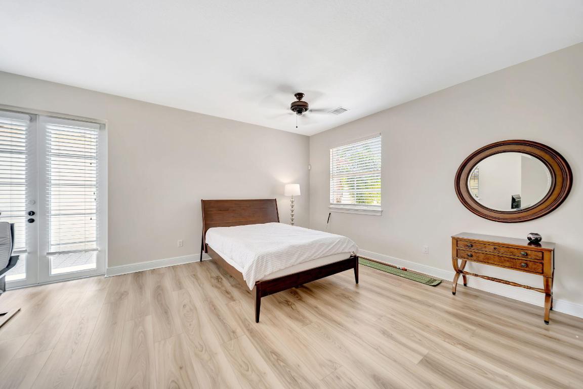 103 Via Poinciana Street