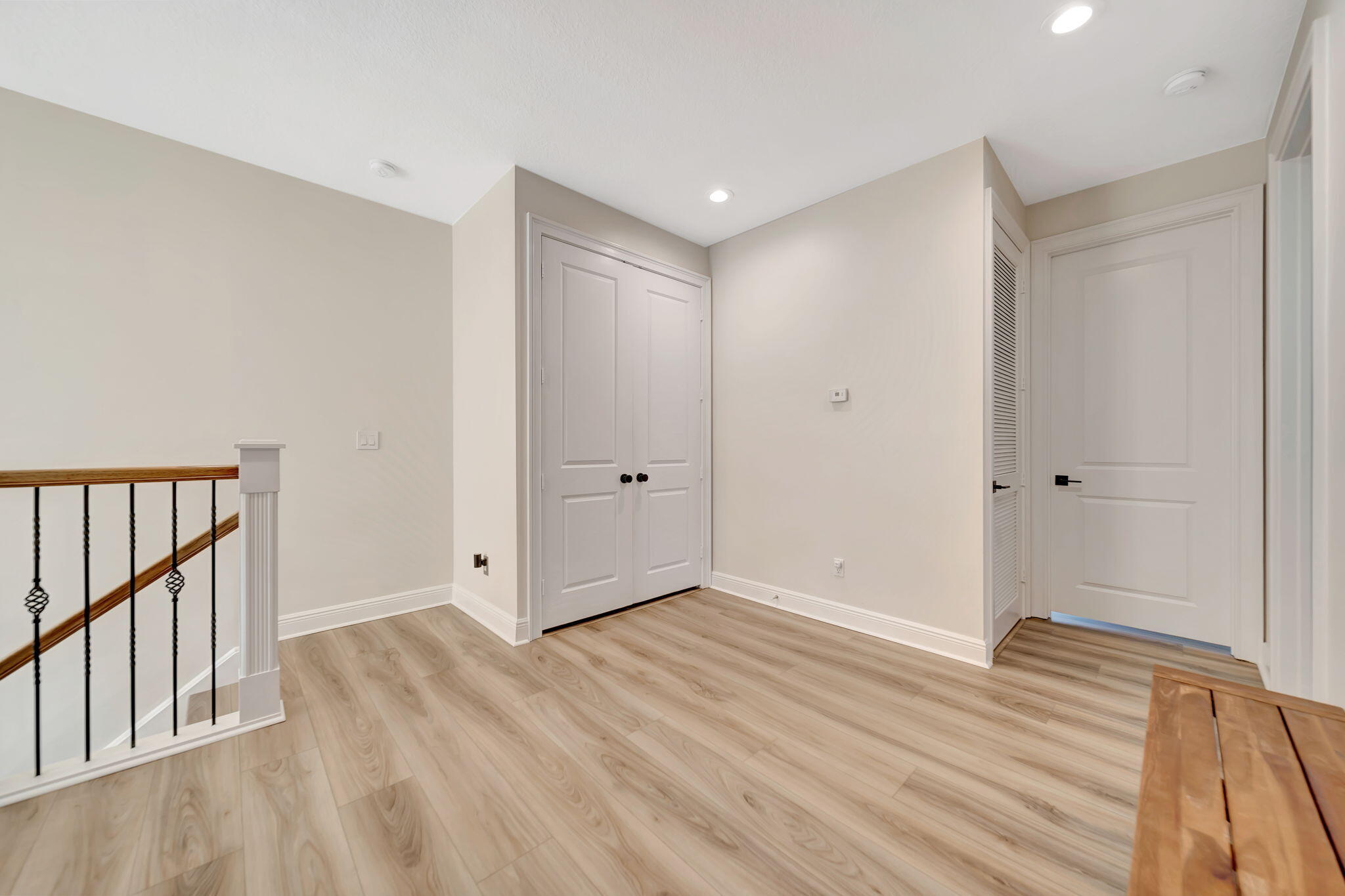 103 Via Poinciana Street