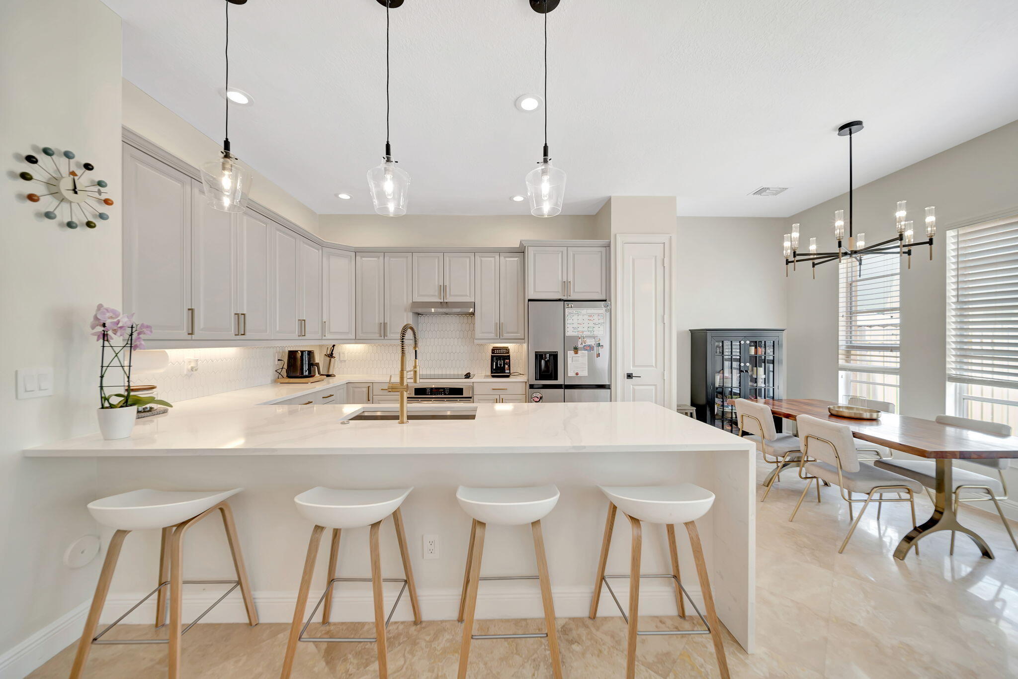 103 Via Poinciana Street