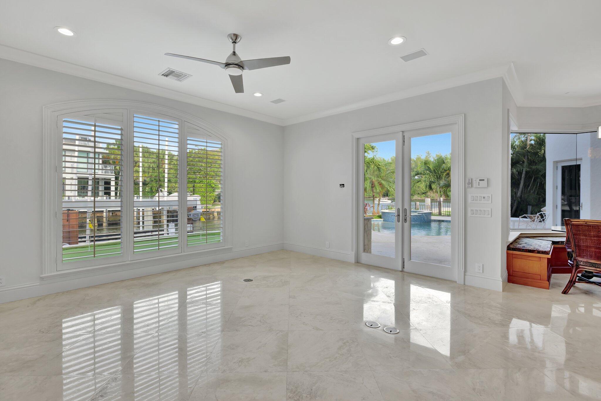 881 NE 32nd Street