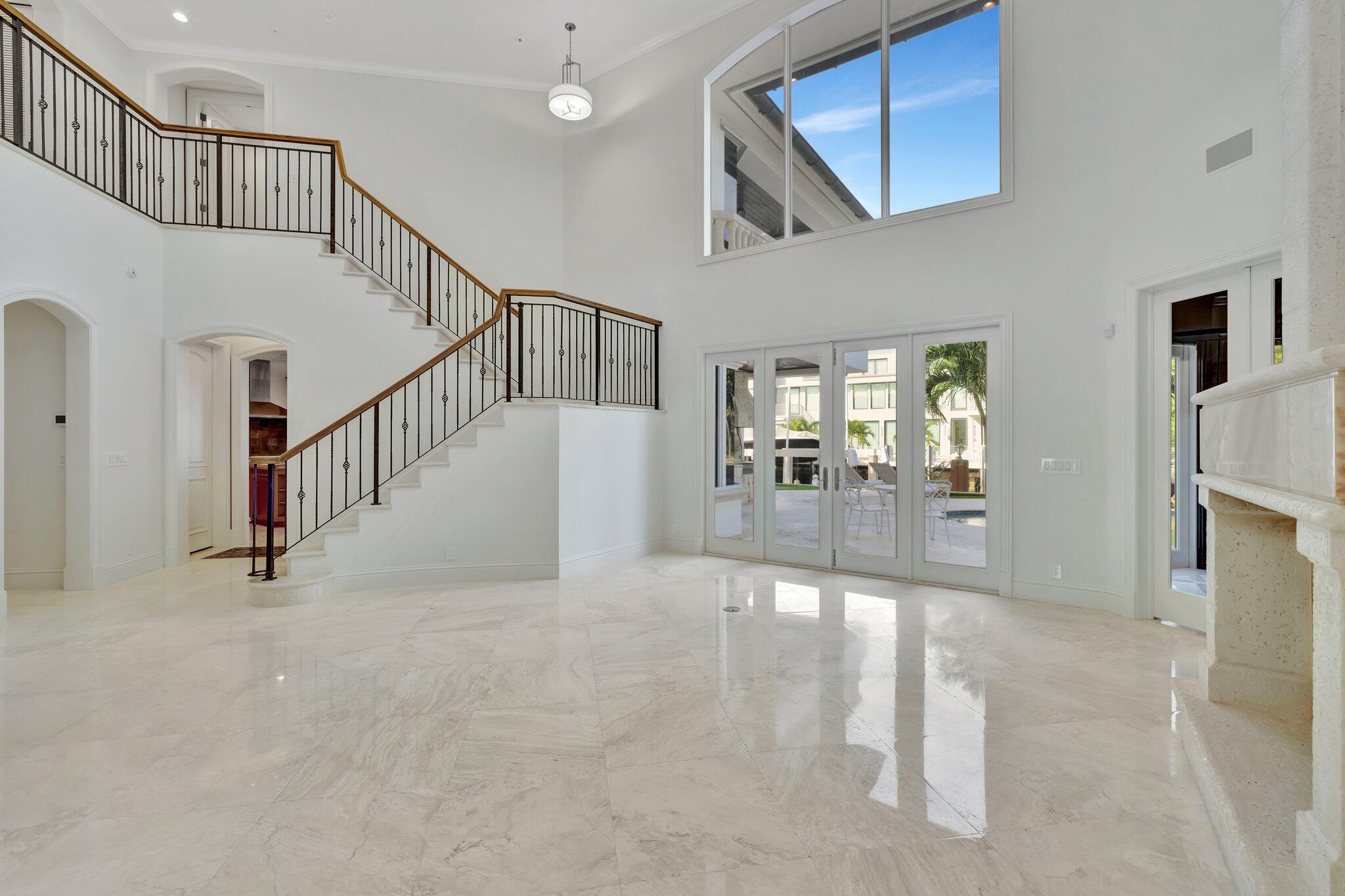 881 NE 32nd Street