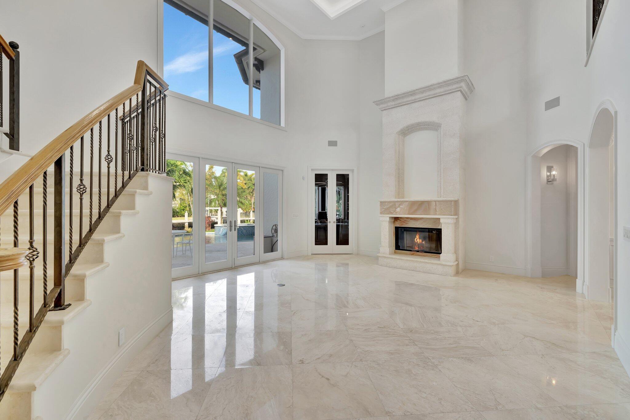 881 NE 32nd Street