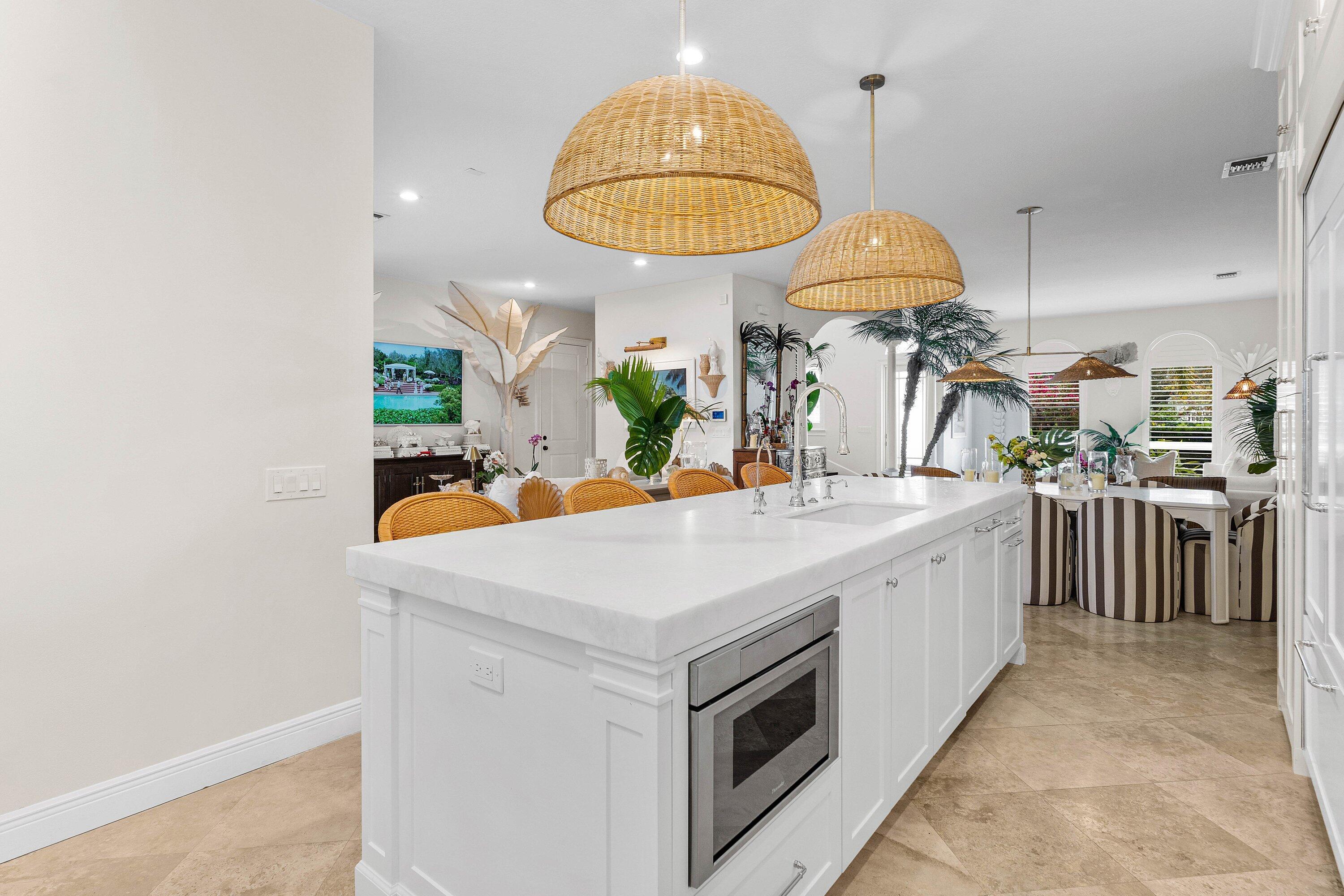 100 Via Floresta Drive