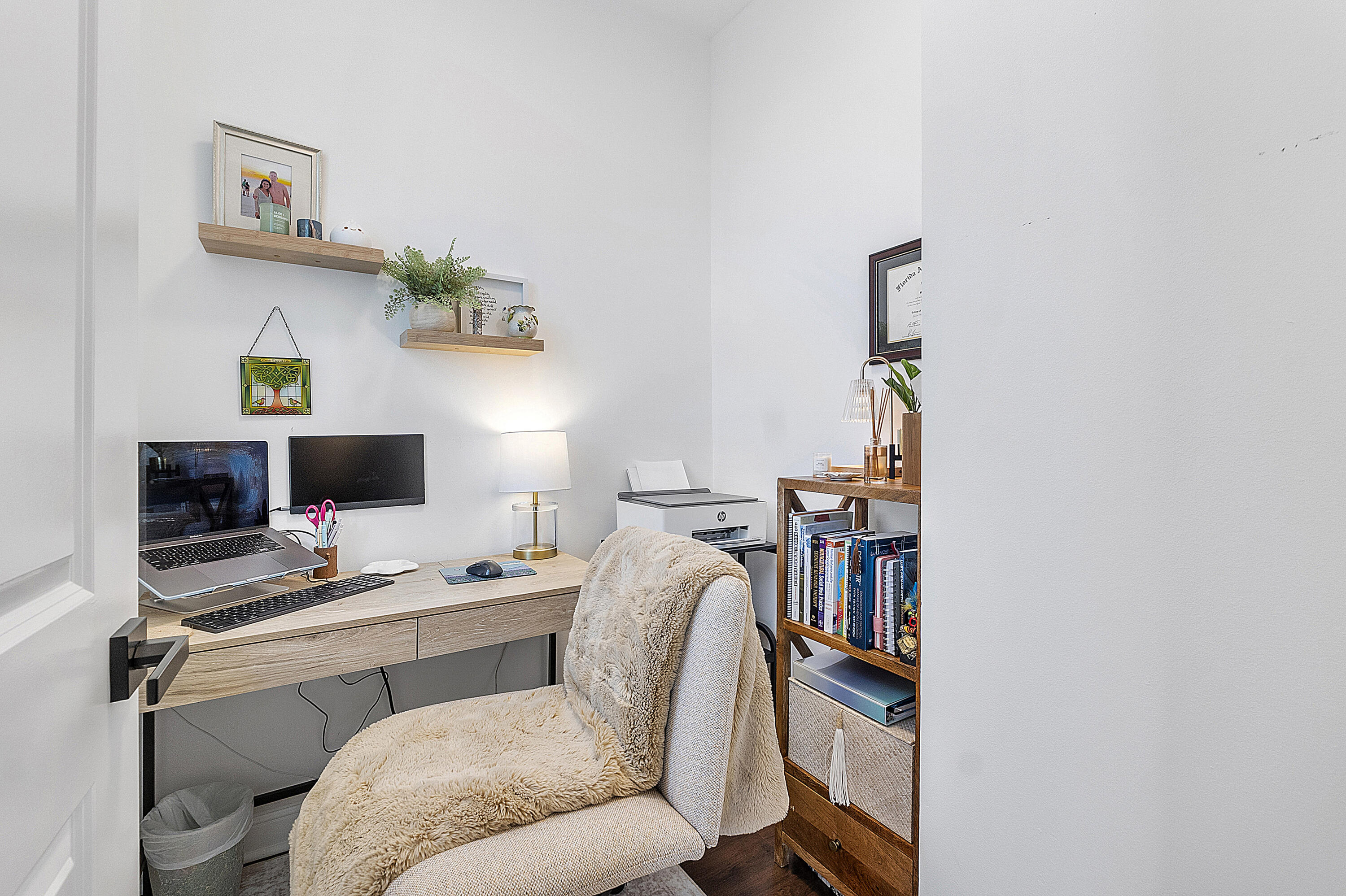 7654 Via Flores Way