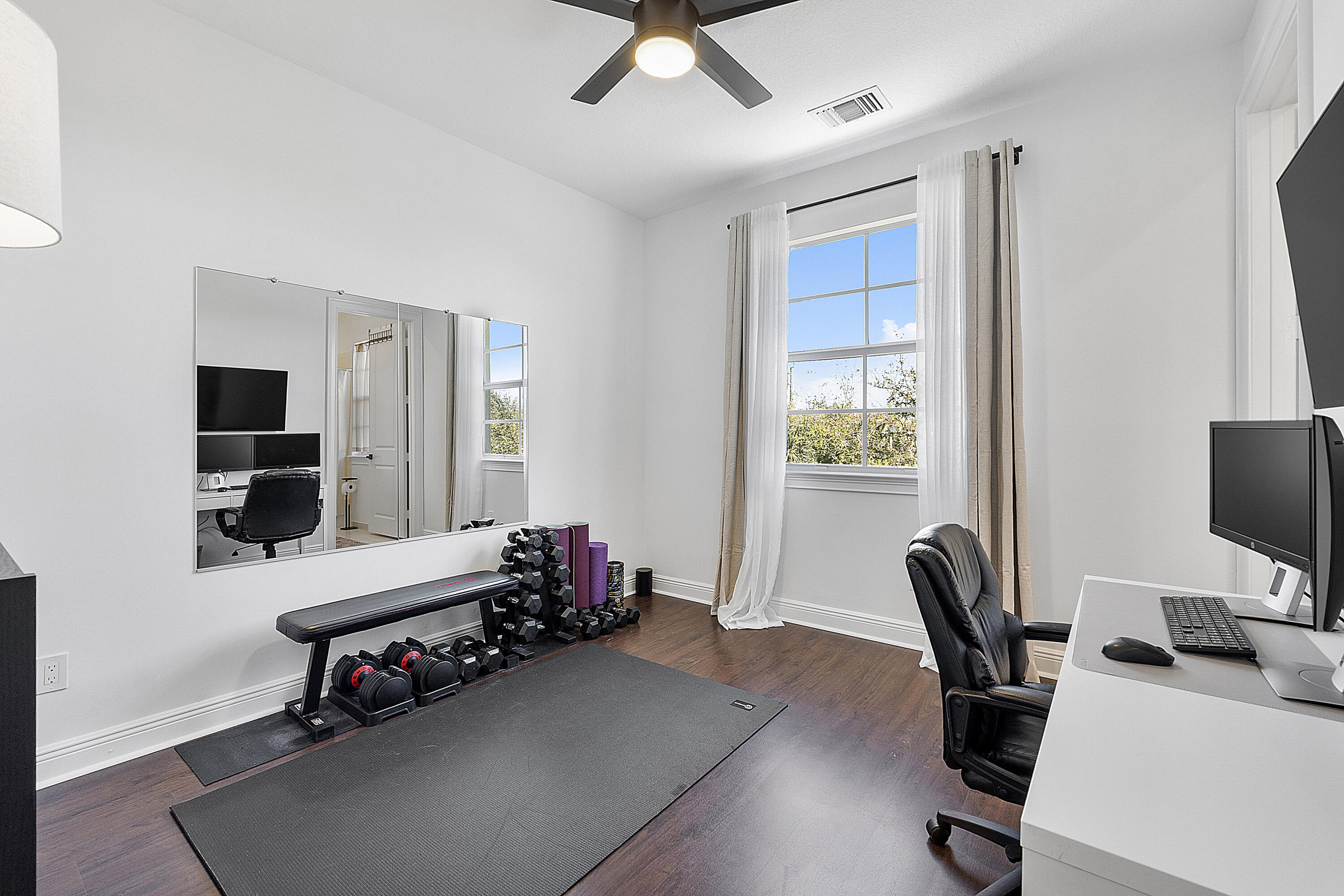 7654 Via Flores Way