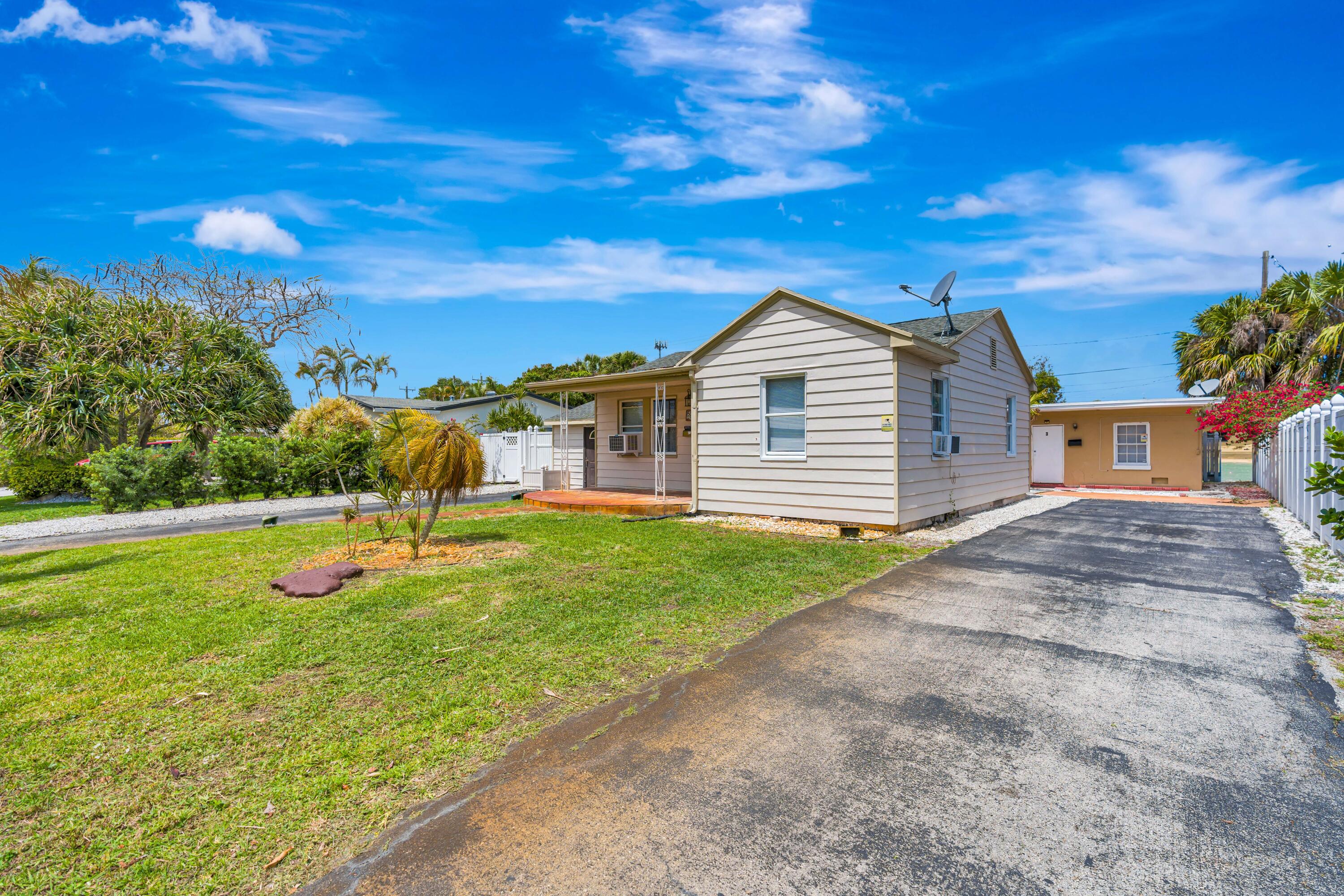 505 Foresteria Drive