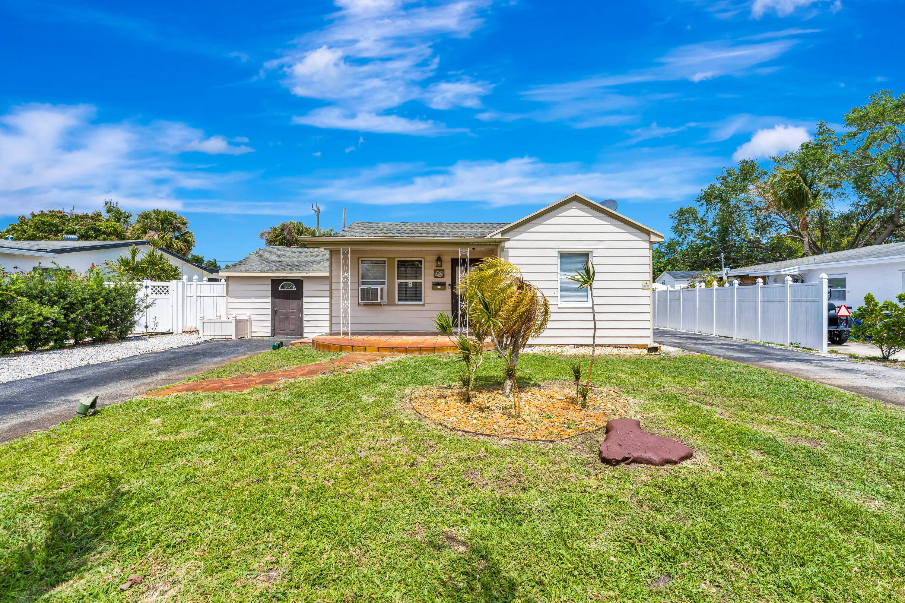 505 Foresteria Drive