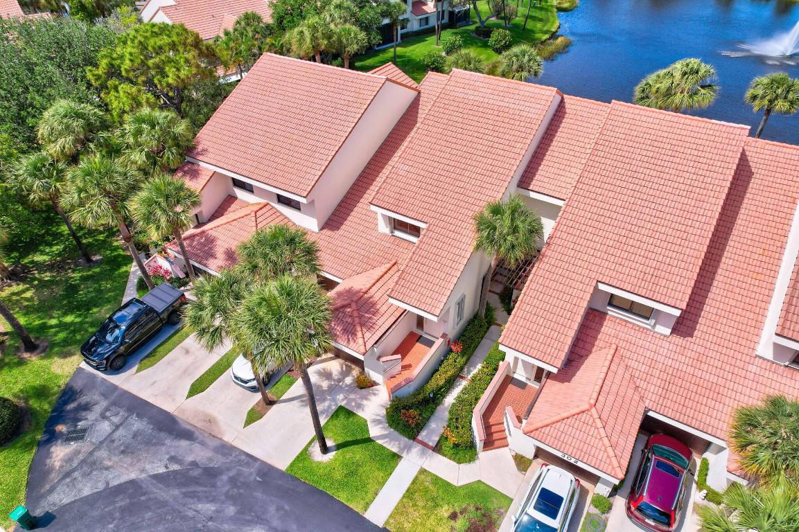 302 Sea Oats Drive F