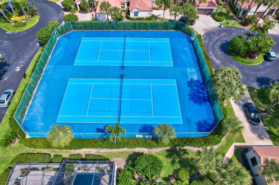 302 Sea Oats Drive F