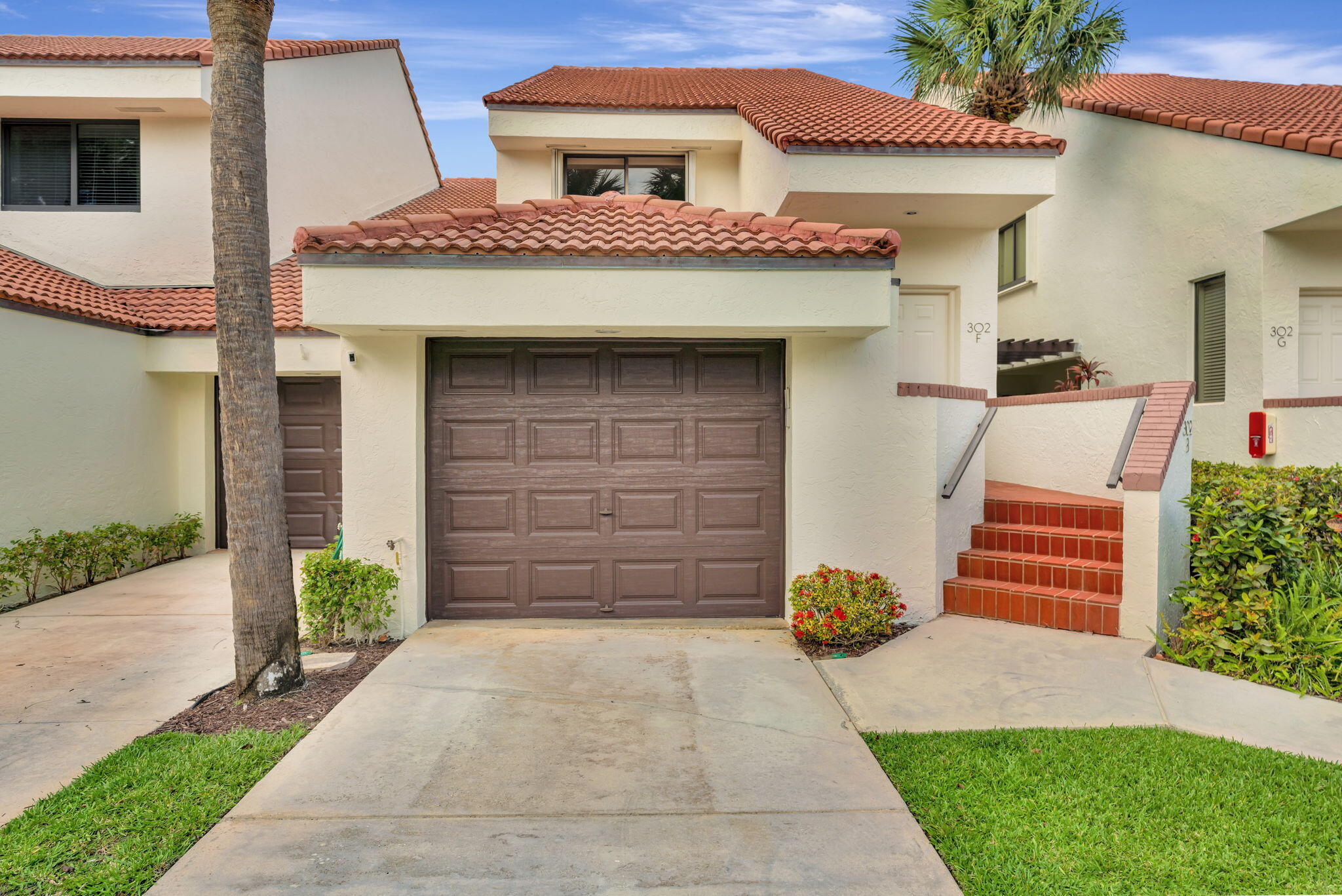 302 Sea Oats Drive F