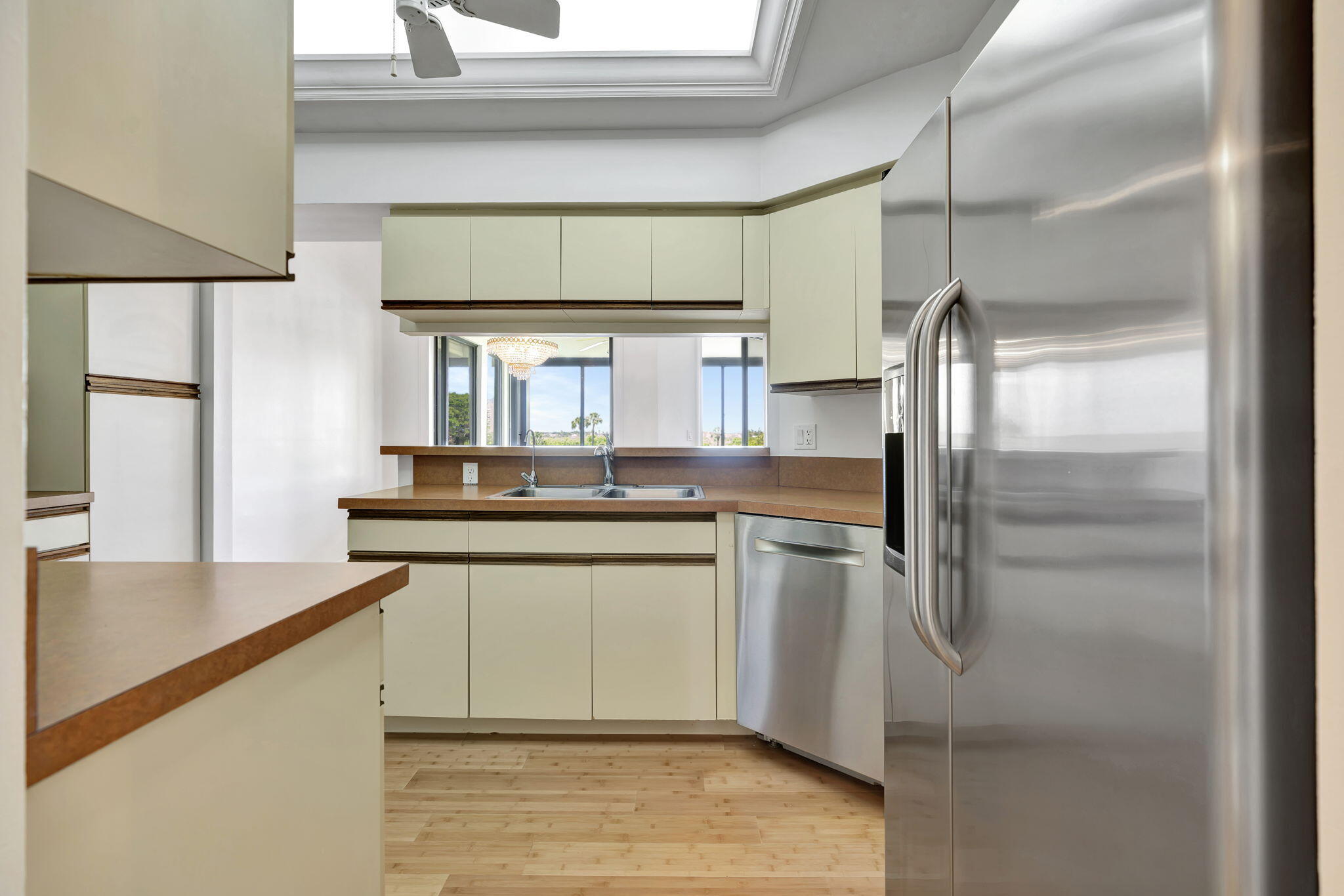 302 Sea Oats Drive F