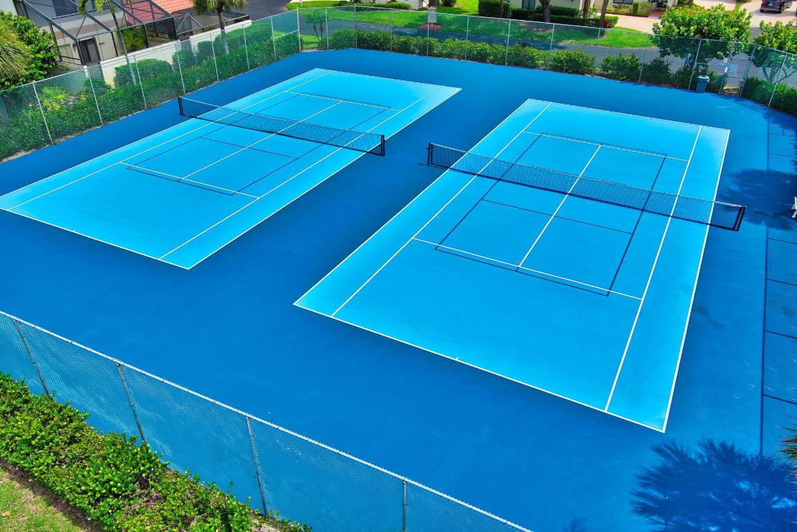 302 Sea Oats Drive F