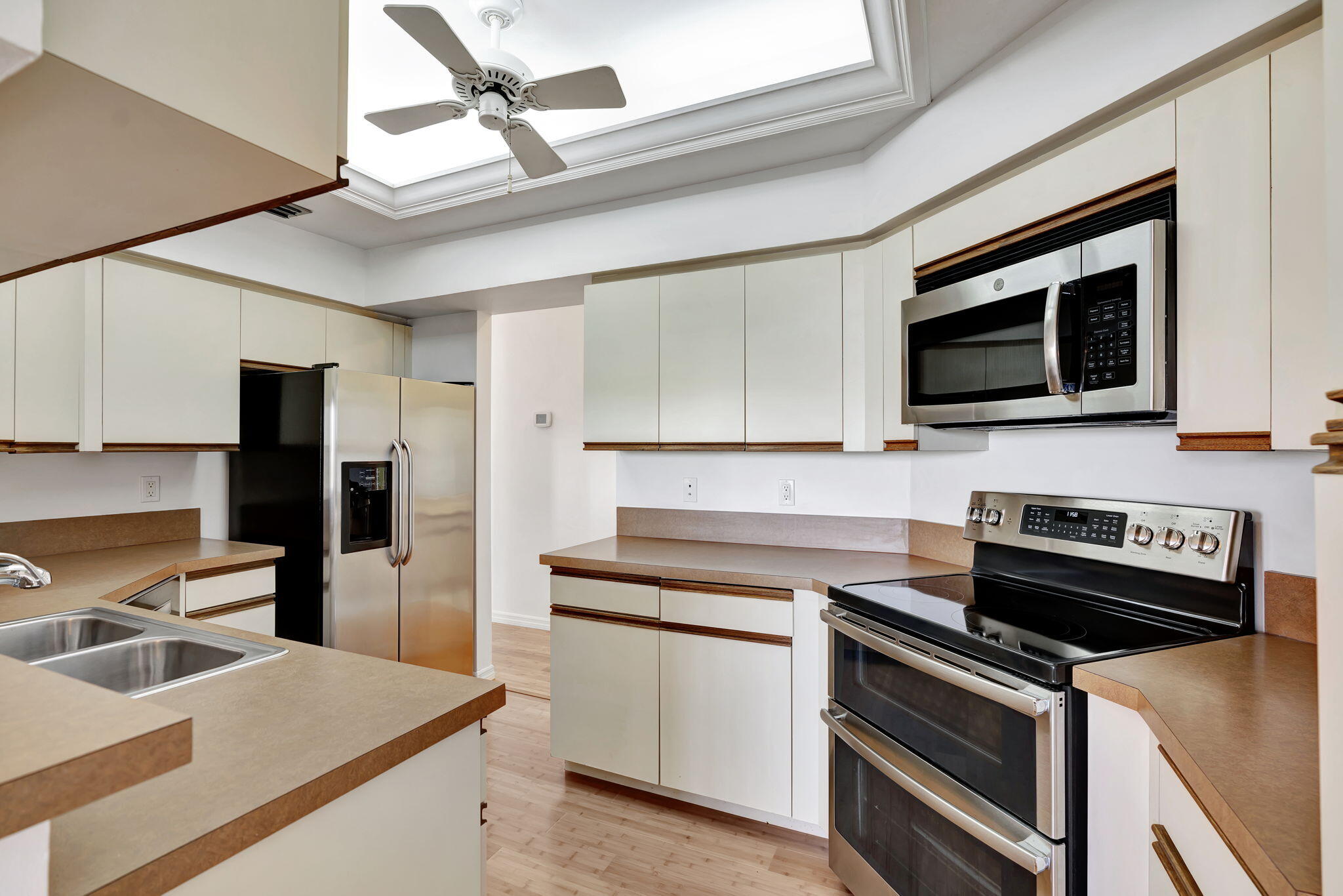 302 Sea Oats Drive F