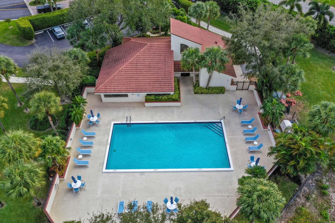 302 Sea Oats Drive F