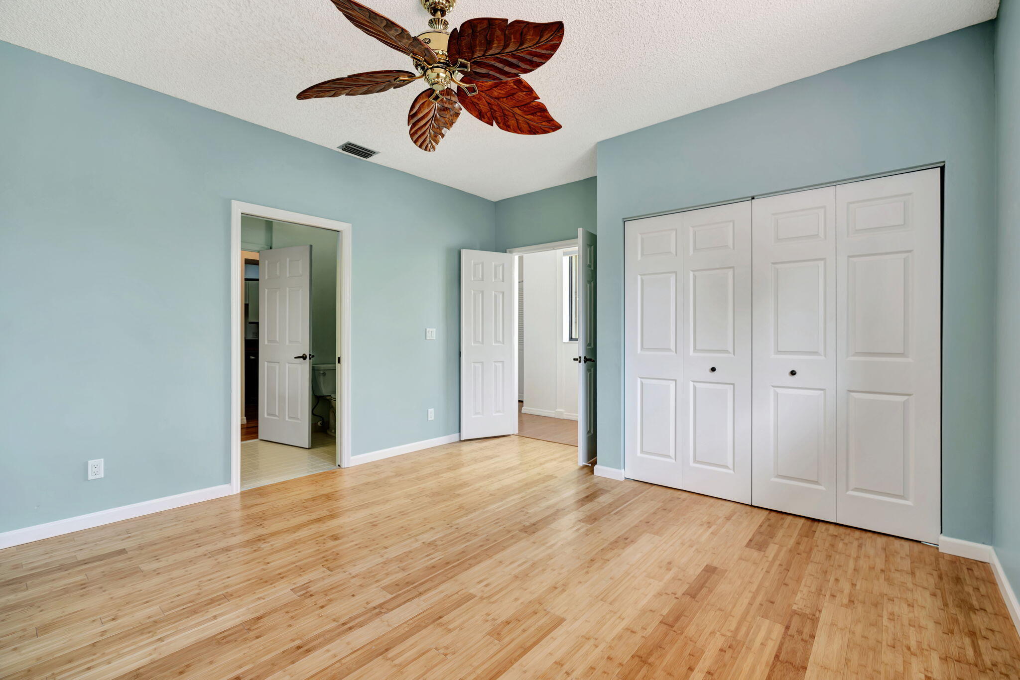 302 Sea Oats Drive F