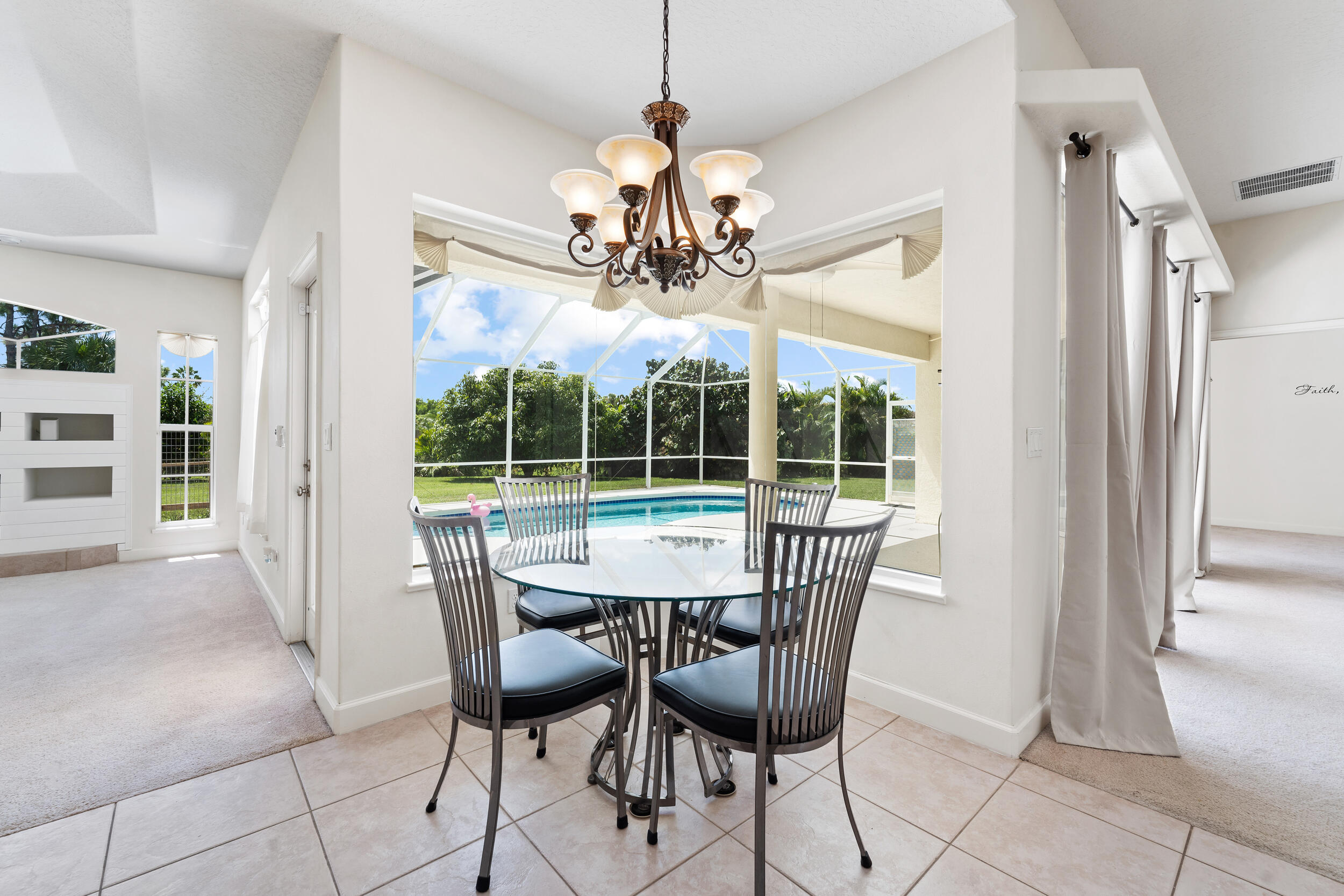 602 SW Pueblo Terrace