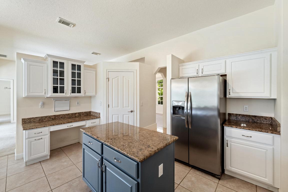 602 SW Pueblo Terrace