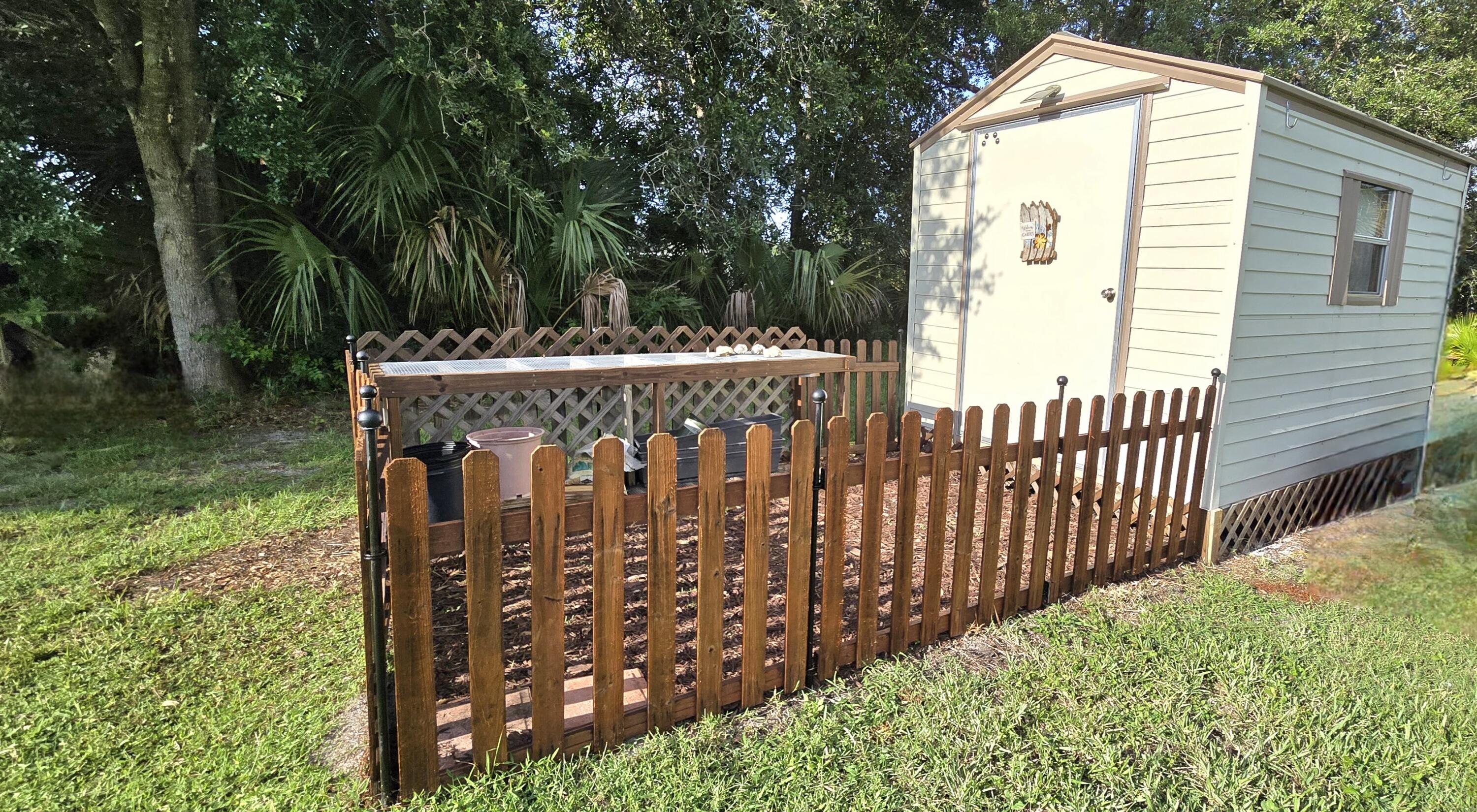 602 SW Pueblo Terrace