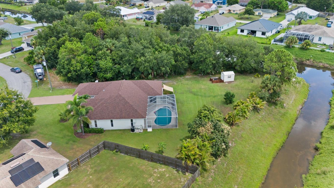 602 SW Pueblo Terrace