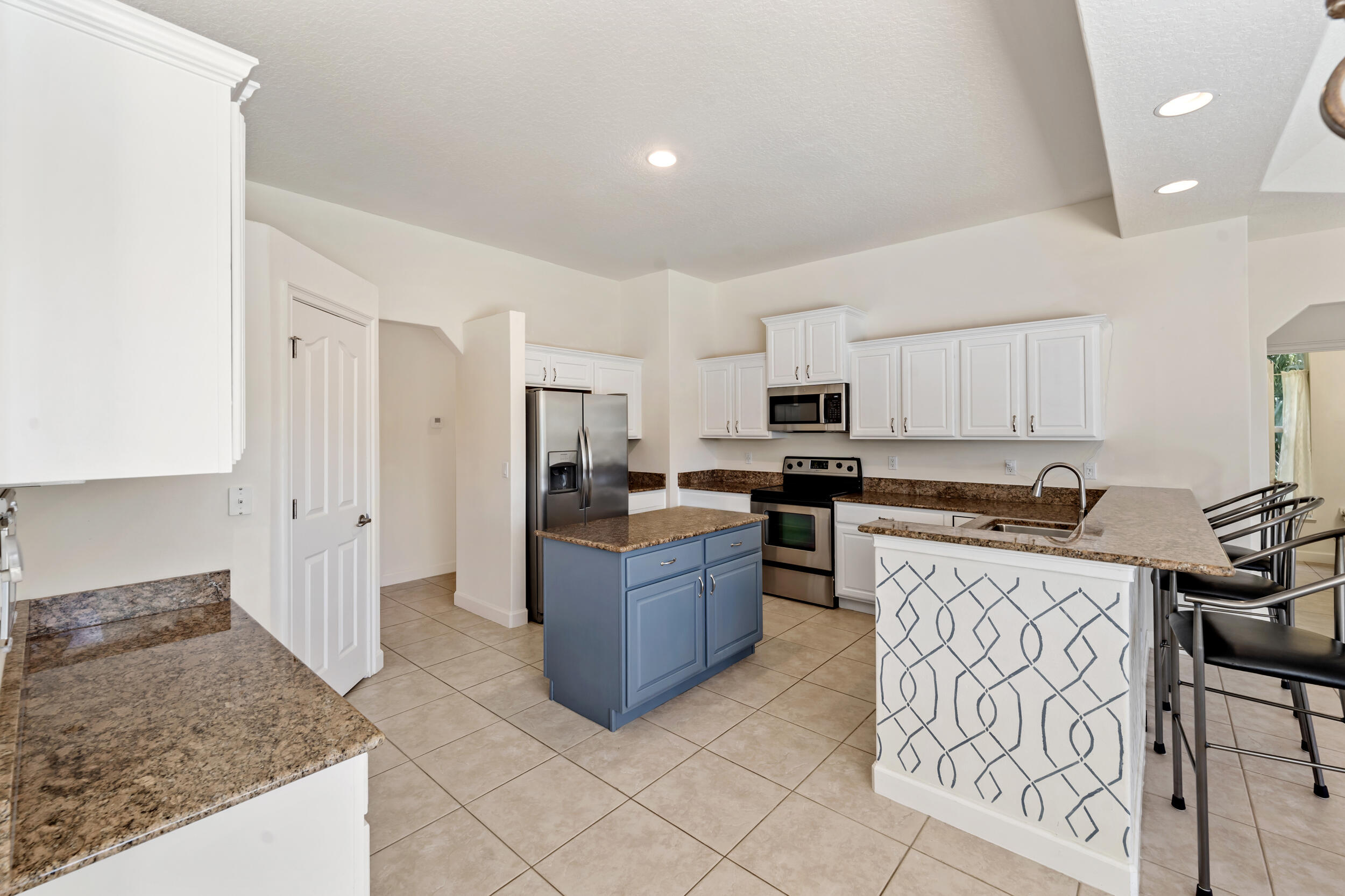 602 SW Pueblo Terrace