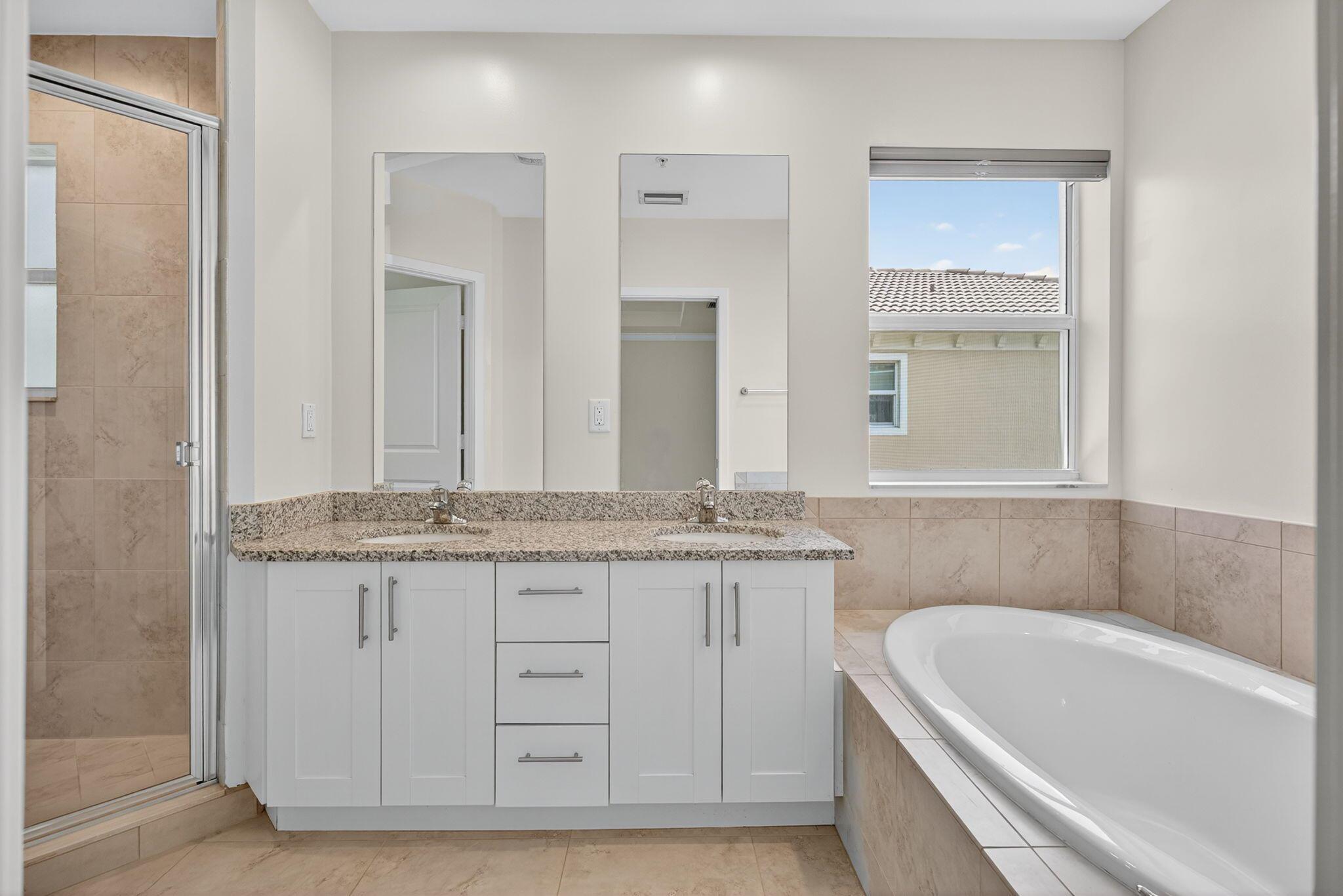 6265 SE Fauna Terrace