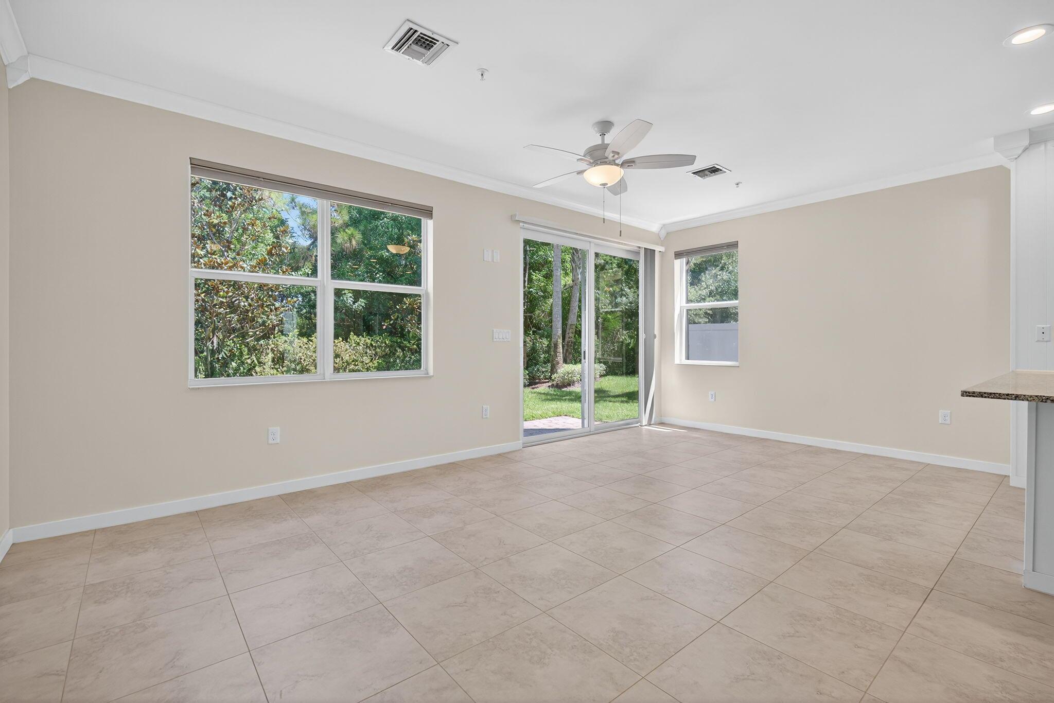 6265 SE Fauna Terrace