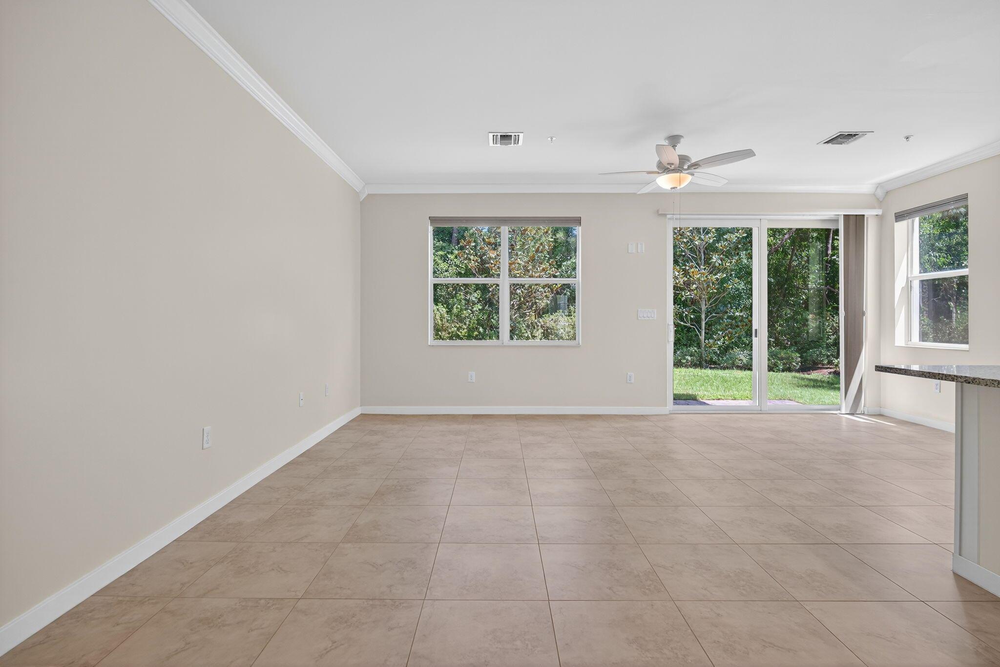 6265 SE Fauna Terrace