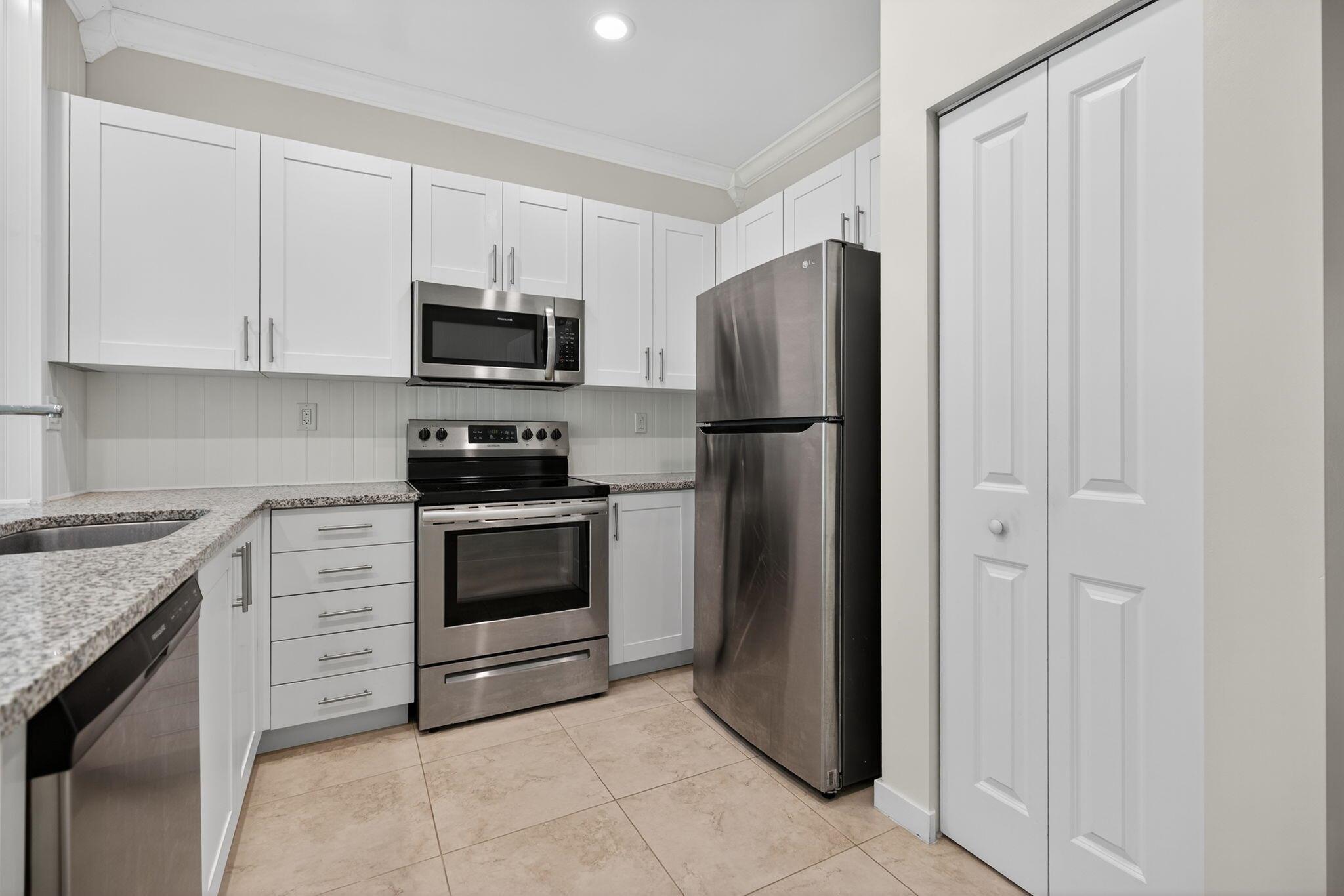 6265 SE Fauna Terrace