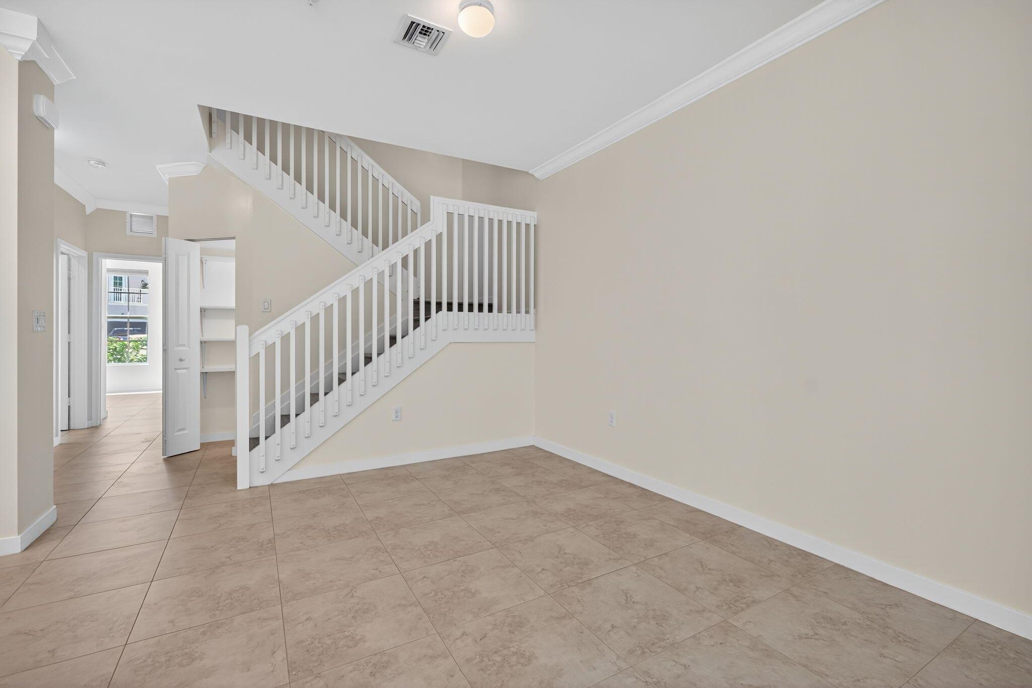 6265 SE Fauna Terrace