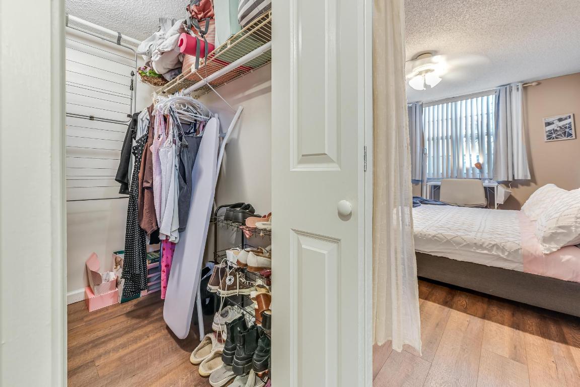 9235 Lagoon Place 302