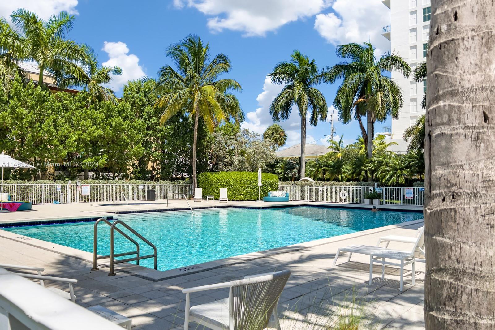 7928 East Dr Unit: 103