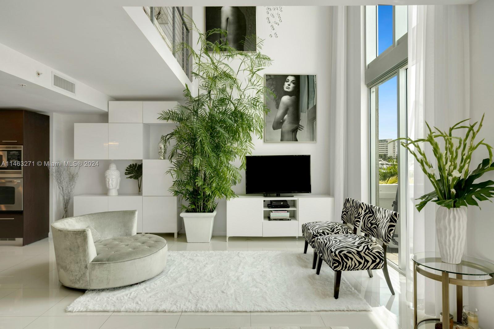 7928 East Dr Unit: 103