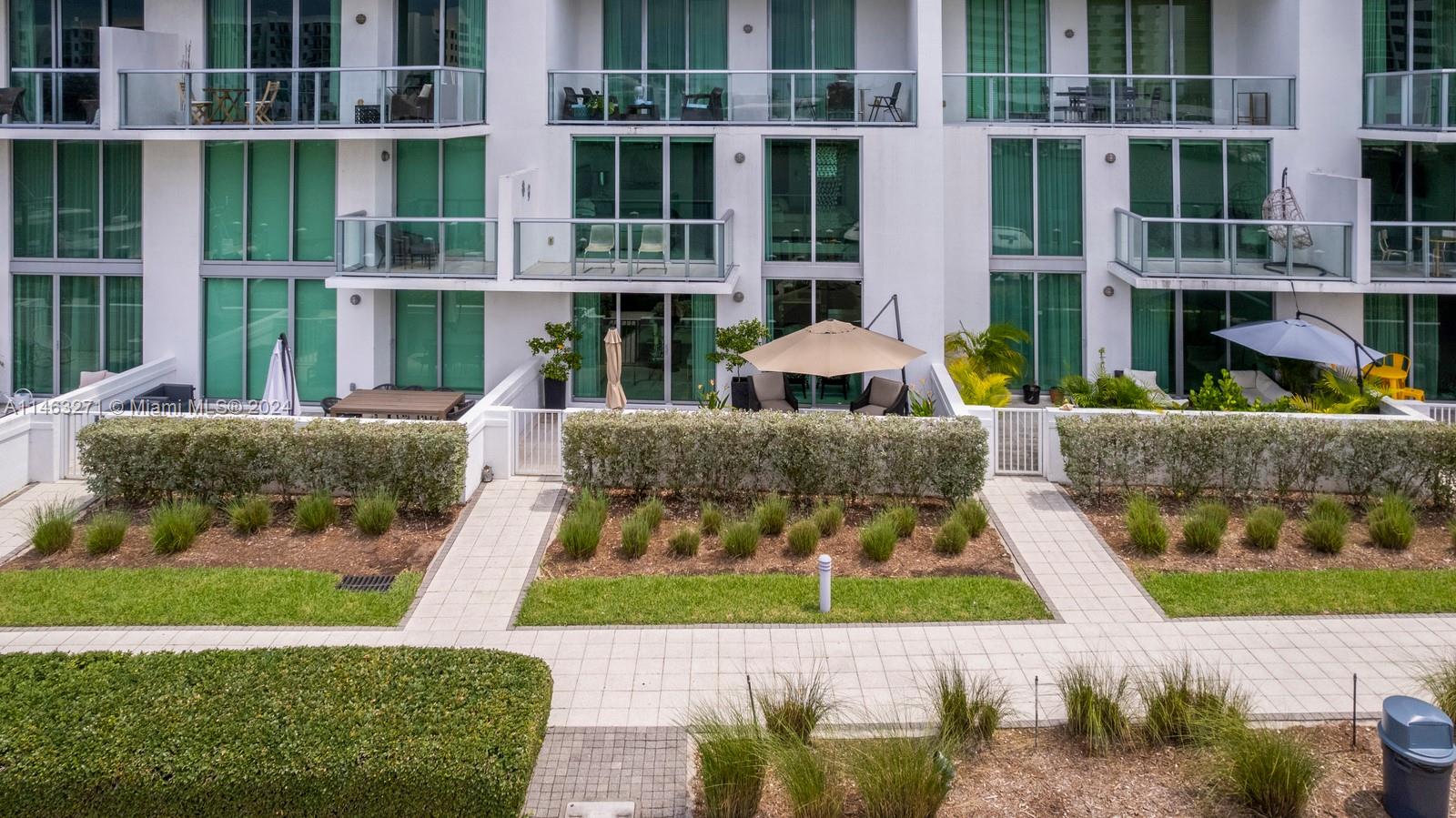7928 East Dr Unit: 103