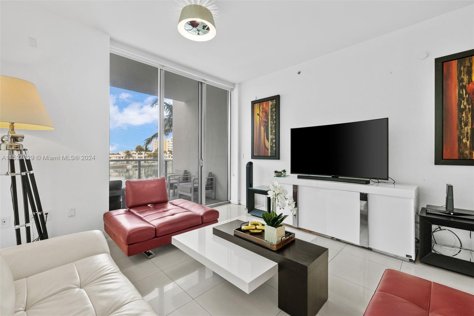 7928 East Dr Unit: 301