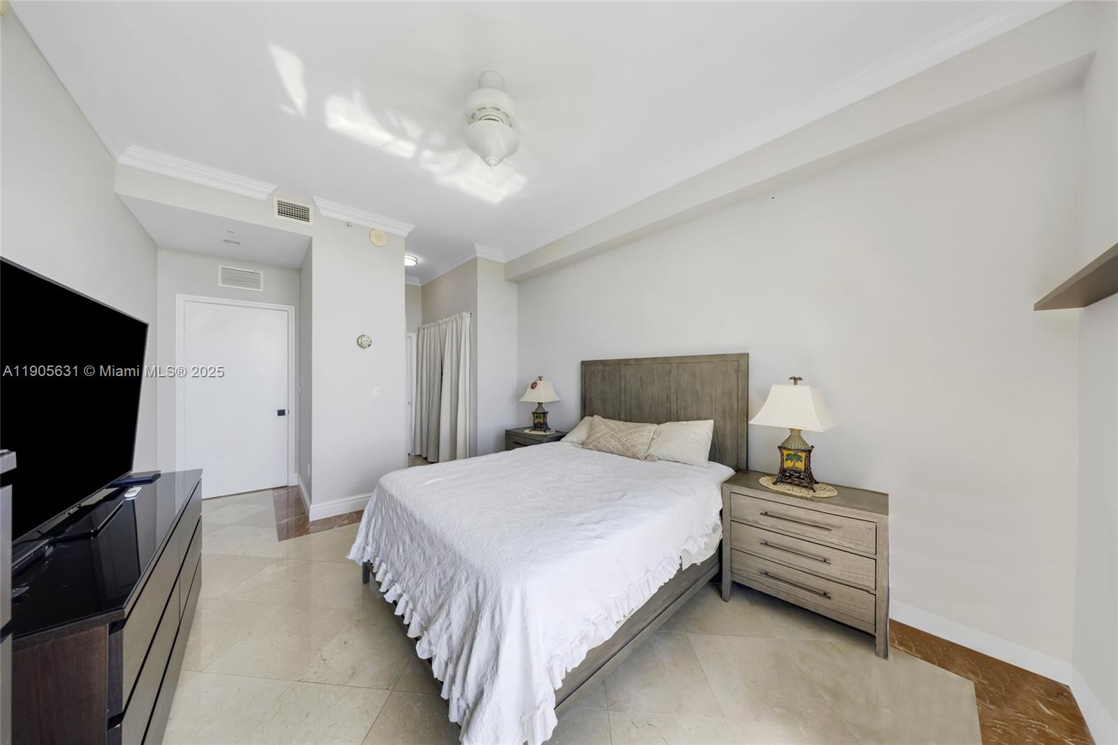 7901 Hispanola Ave # 608