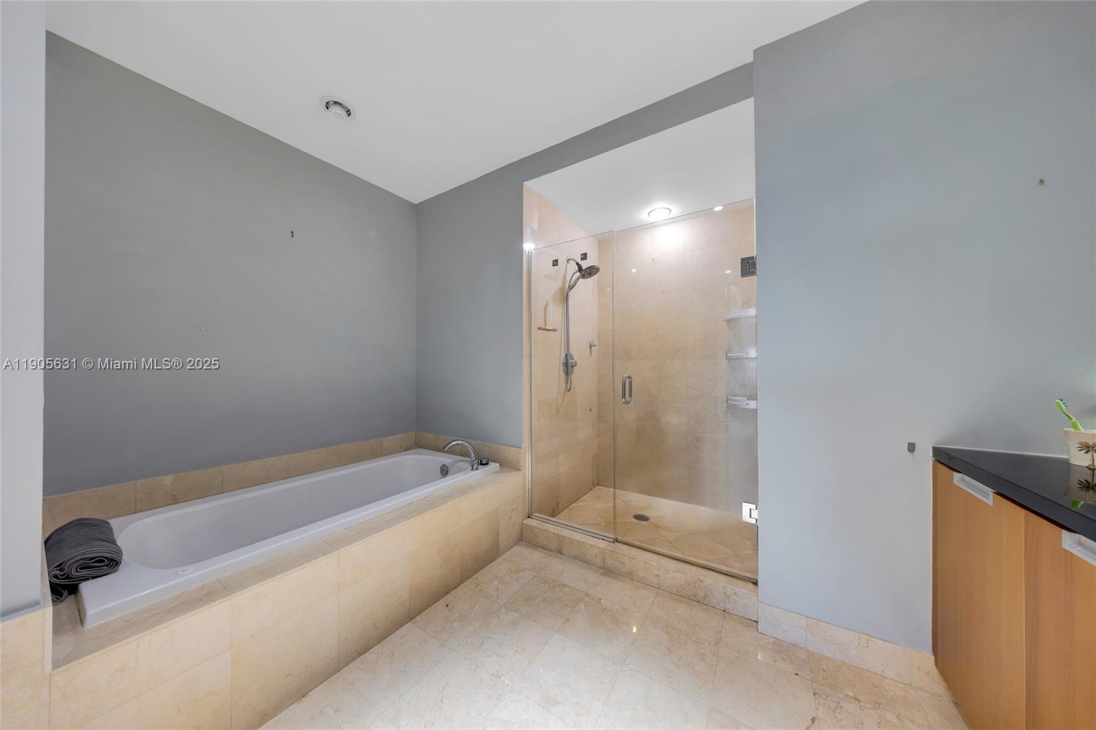 7901 Hispanola Ave # 608